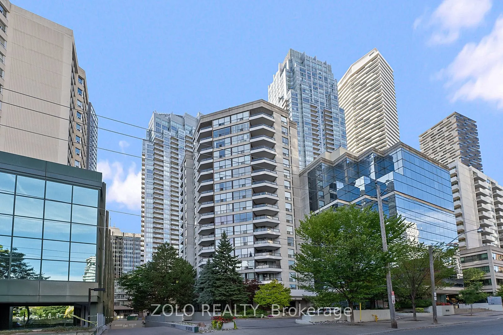 30 Holly Street, #1701