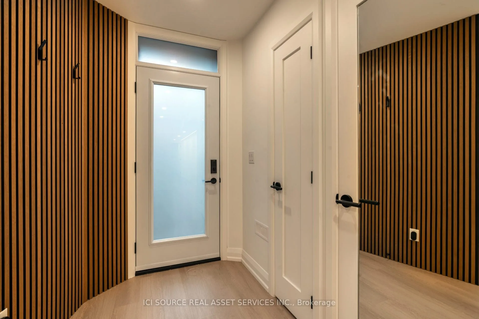 328 Shaw Street, #4