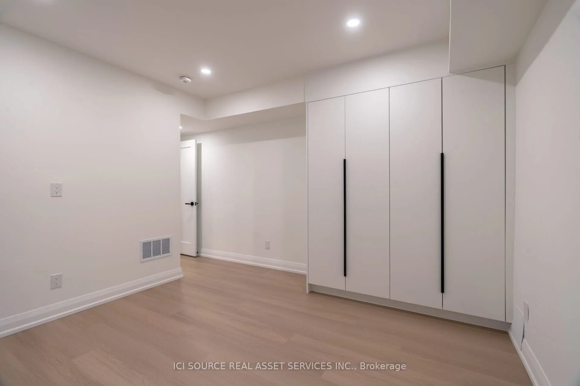 328 Shaw Street, #4