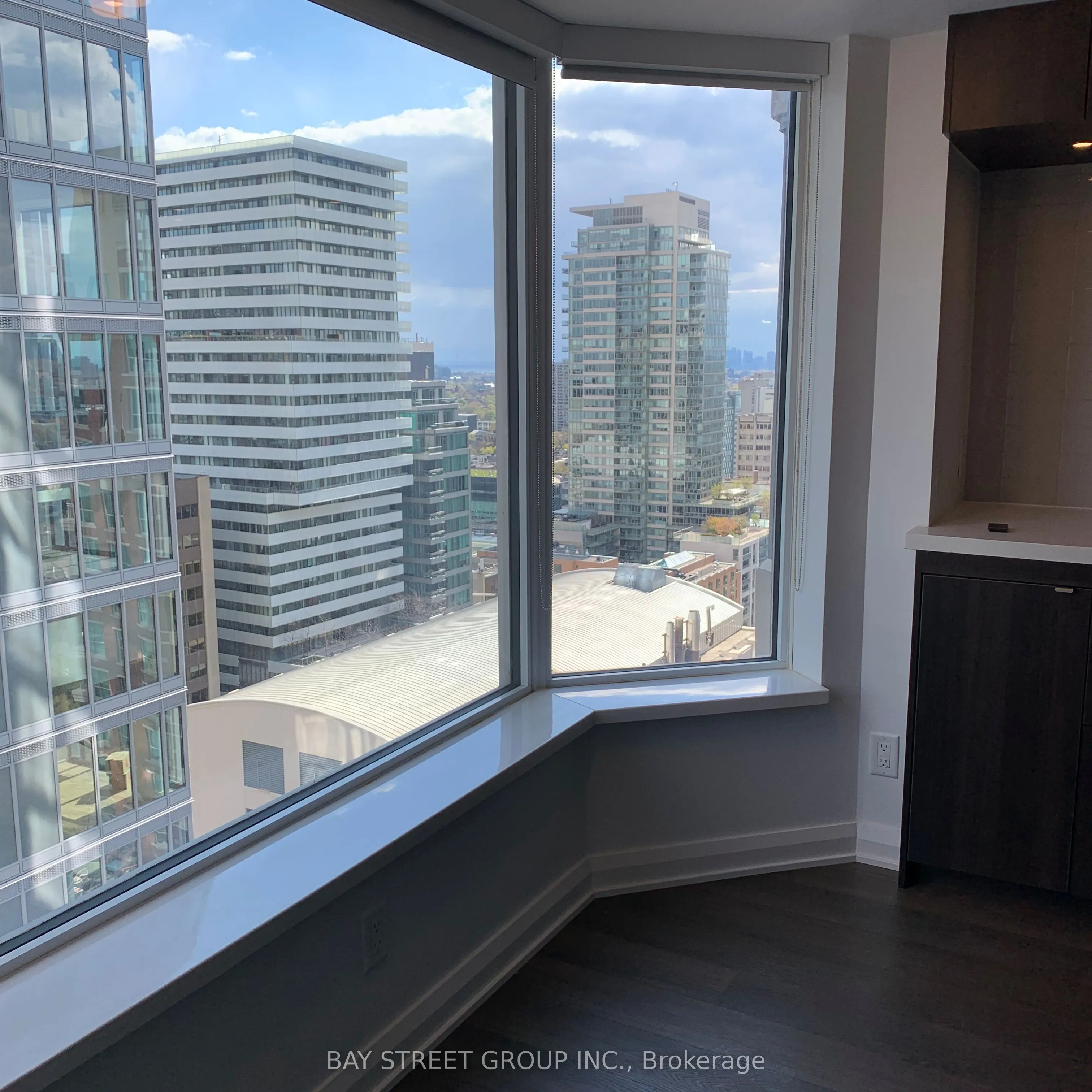 155 Yorkville Avenue, #2511