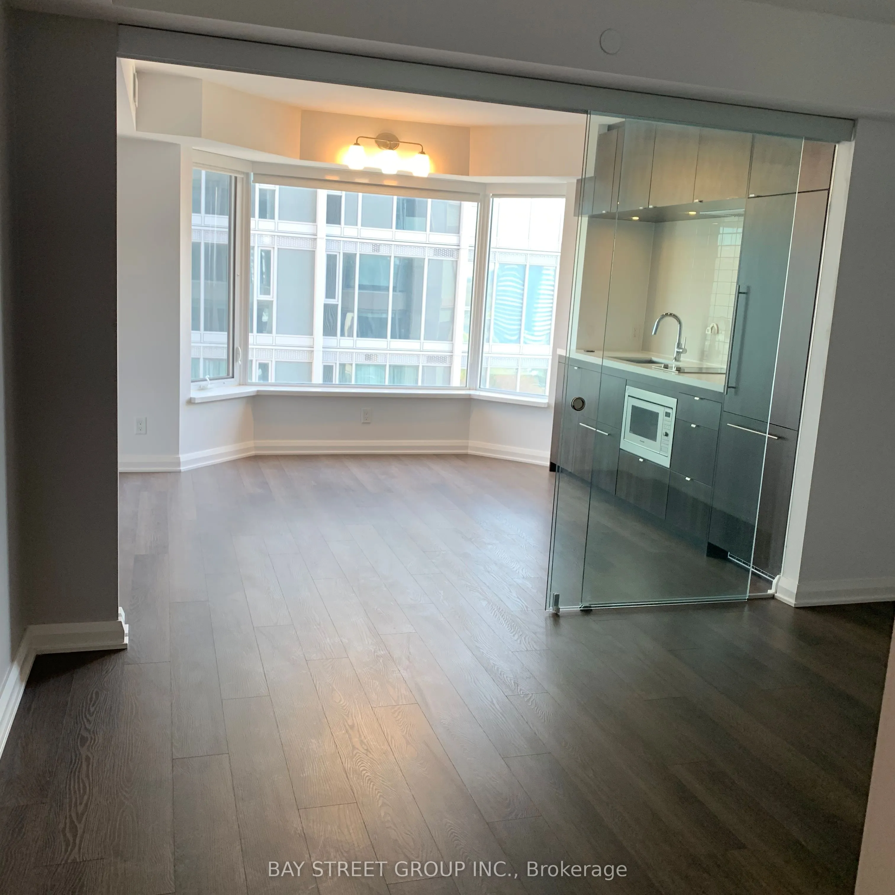 155 Yorkville Avenue, #2511