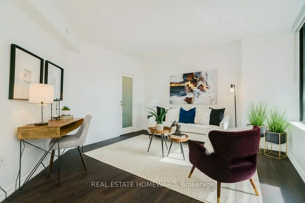 71 Front Street E, #606