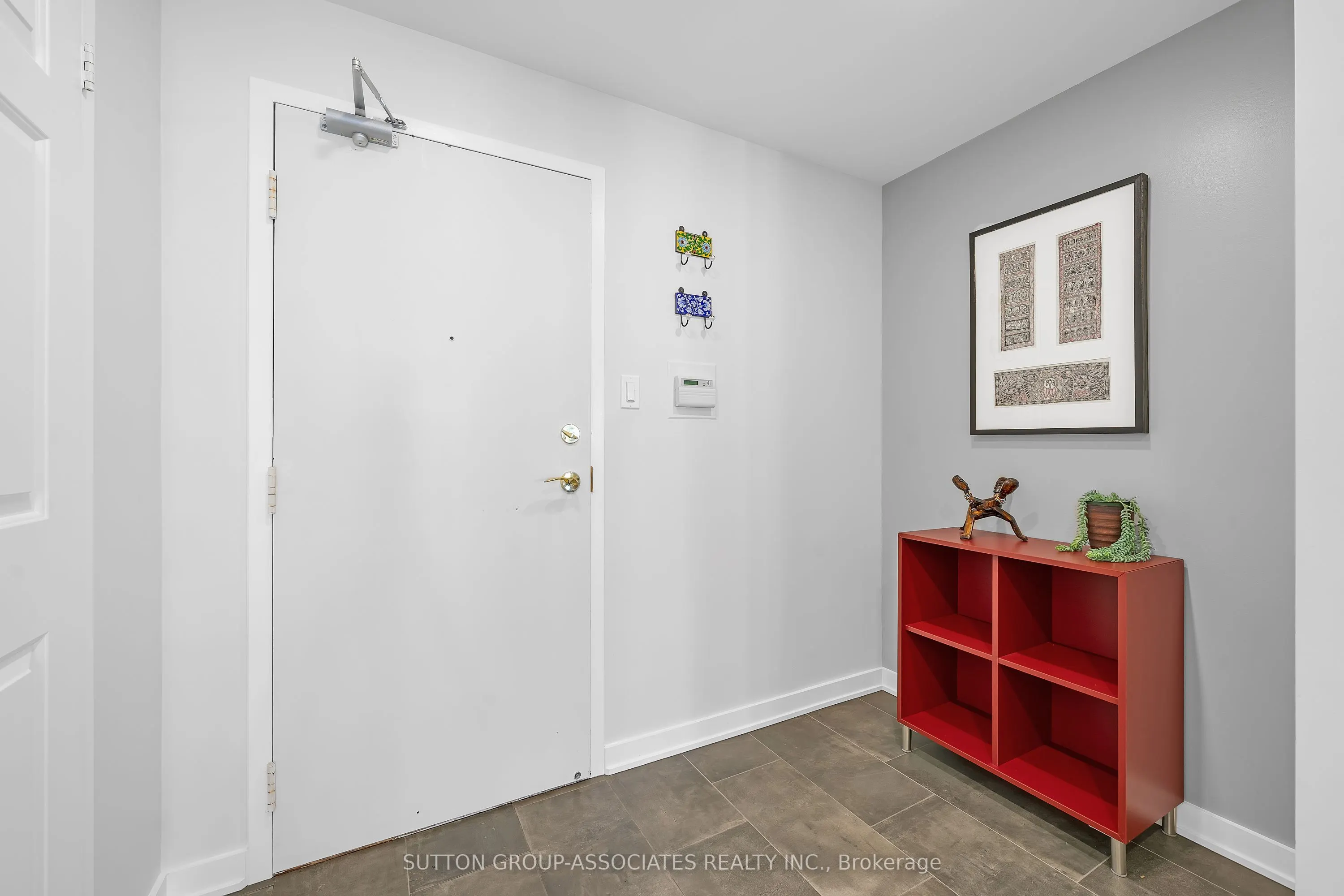 130 Carlton Street, #601