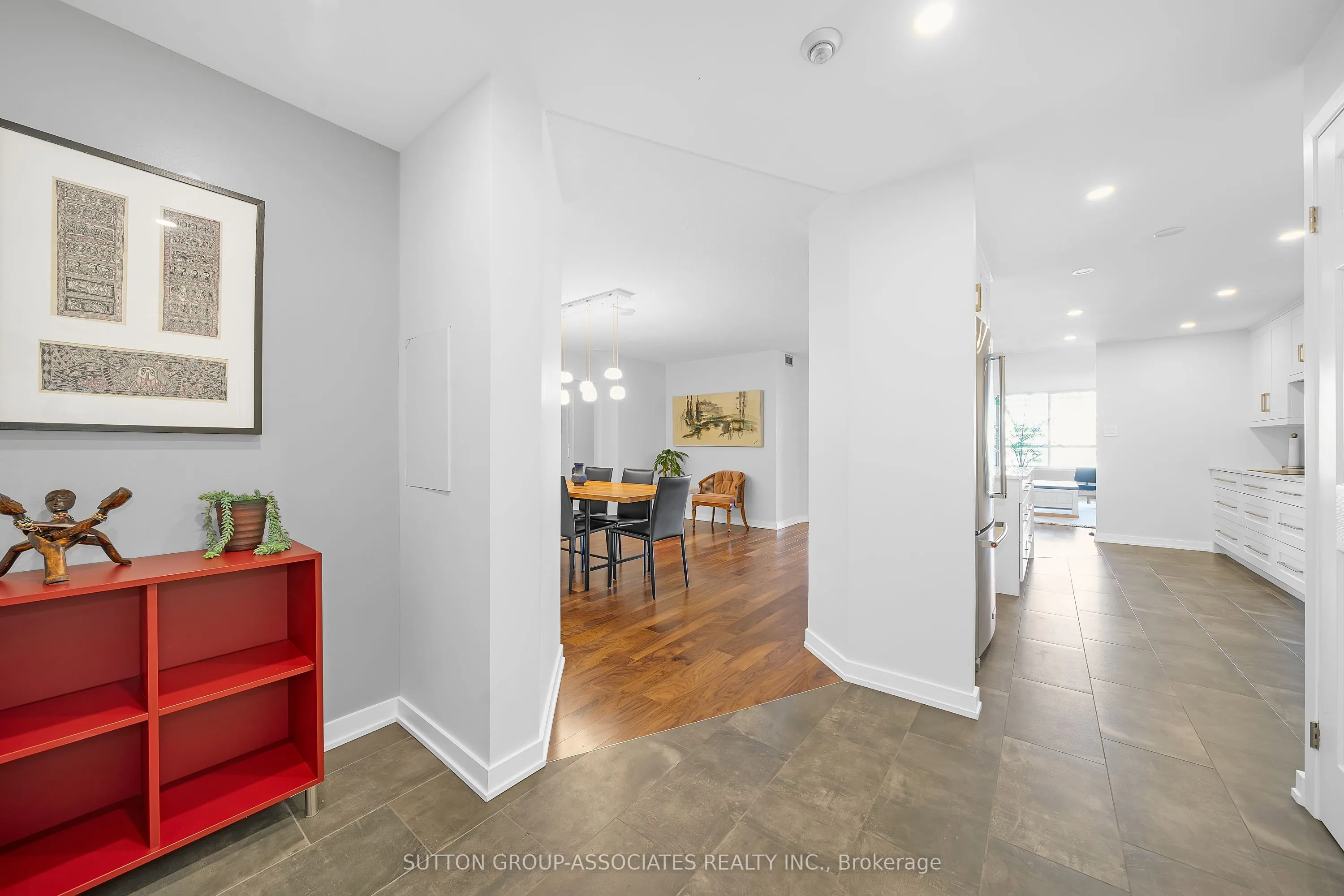 130 Carlton Street, #601