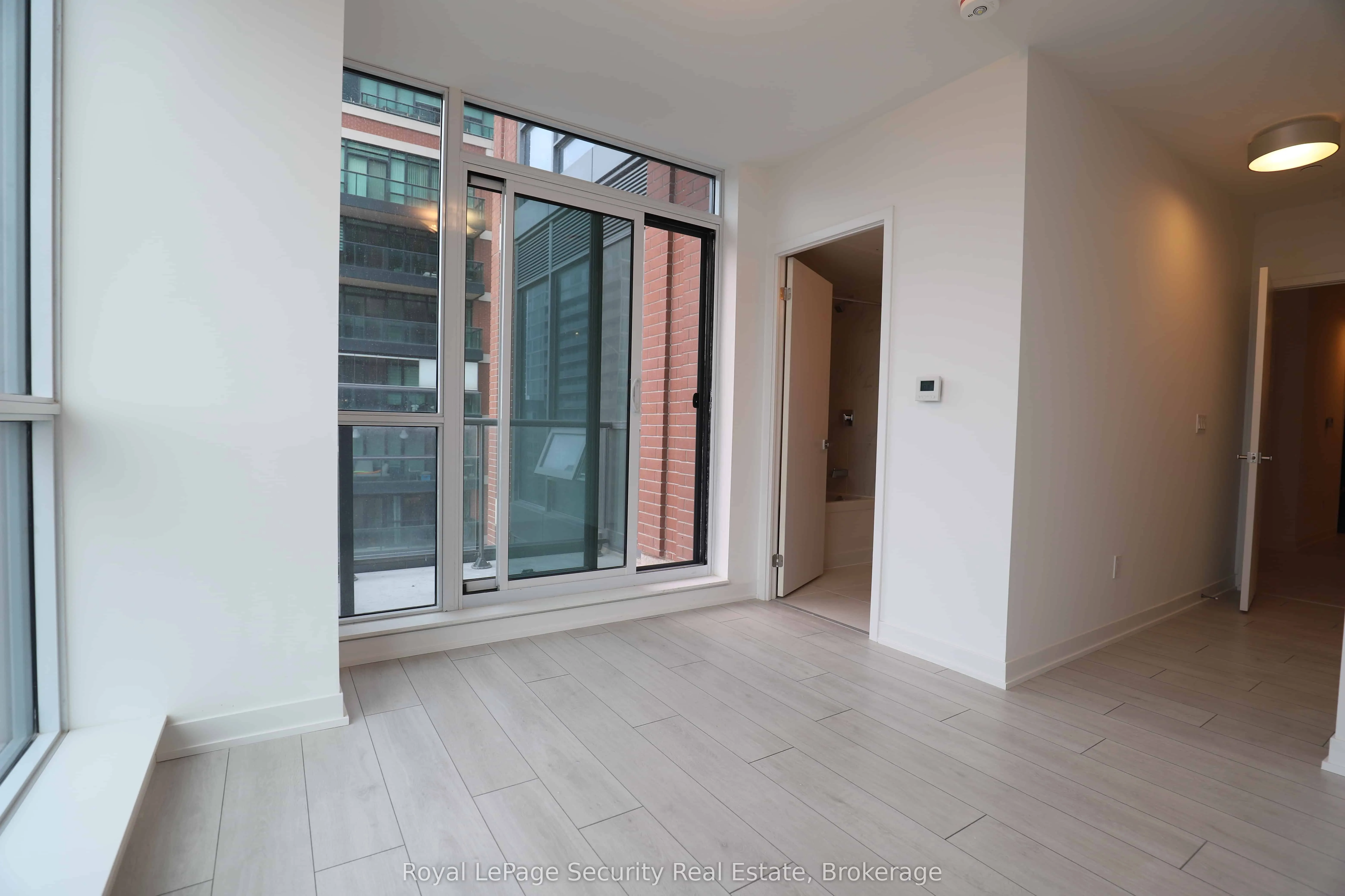 31 Tippett Road, #645