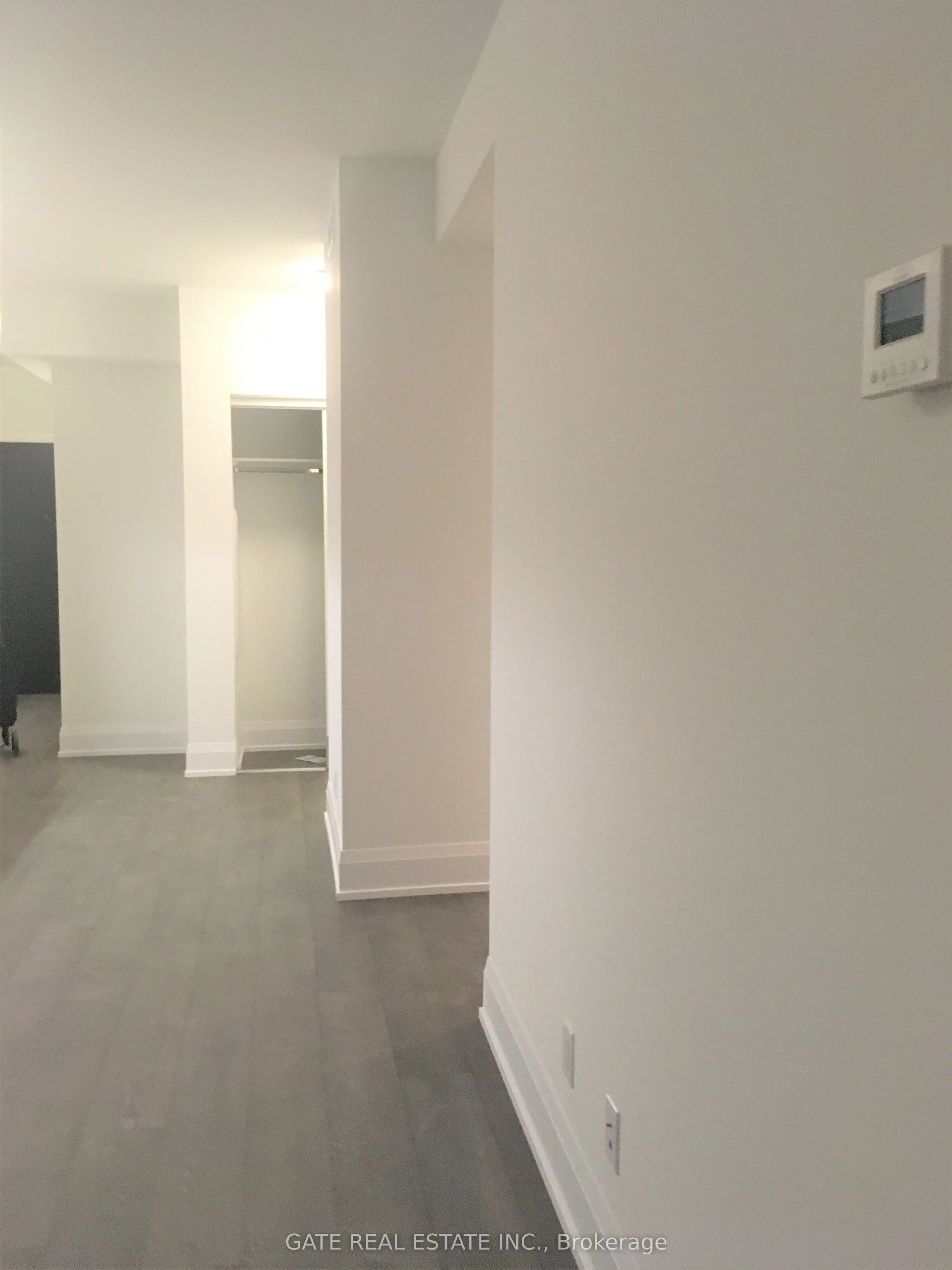 101 Erskine Avenue, #1403
