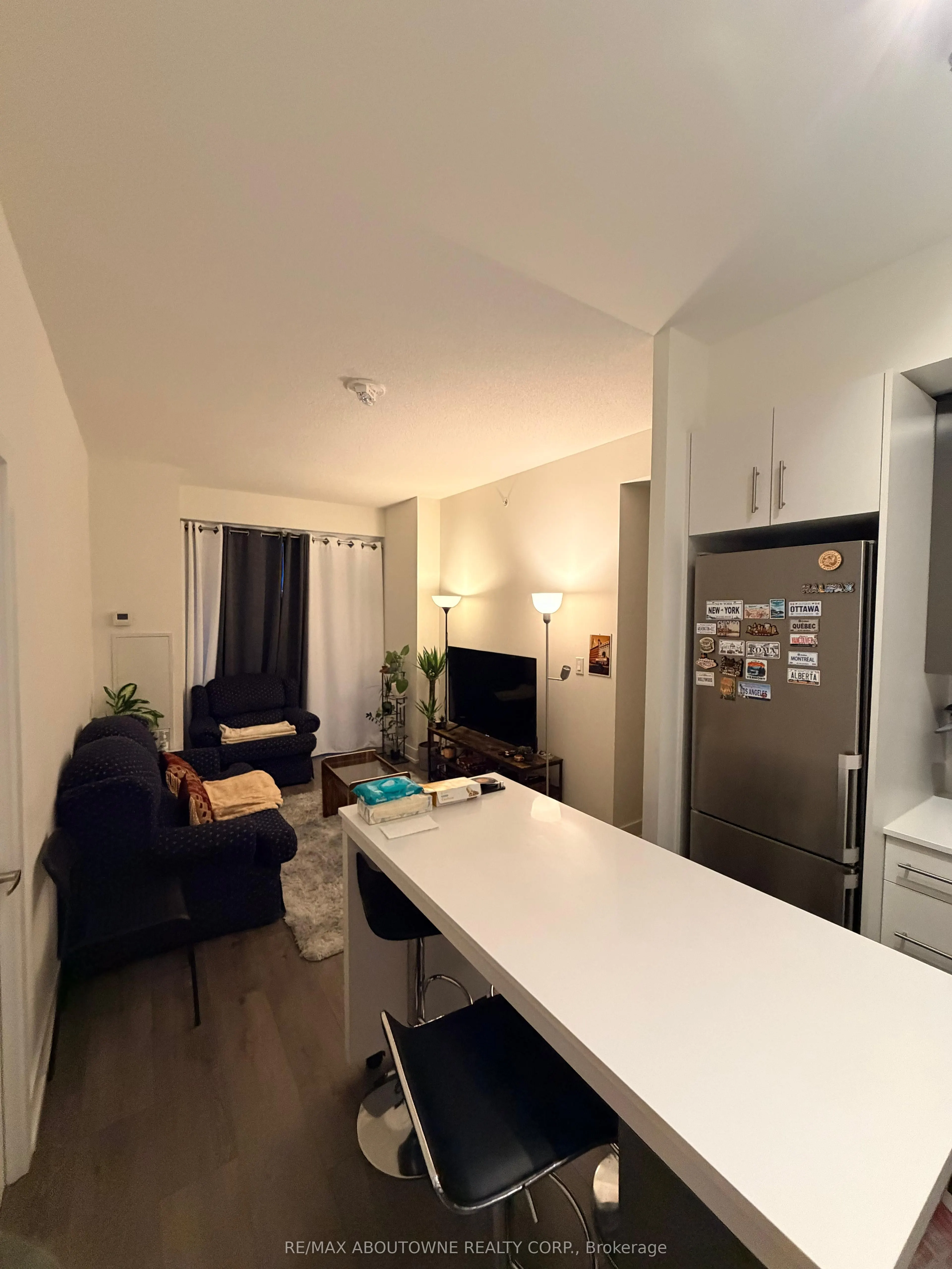 180 Fairview Mall Drive, #2