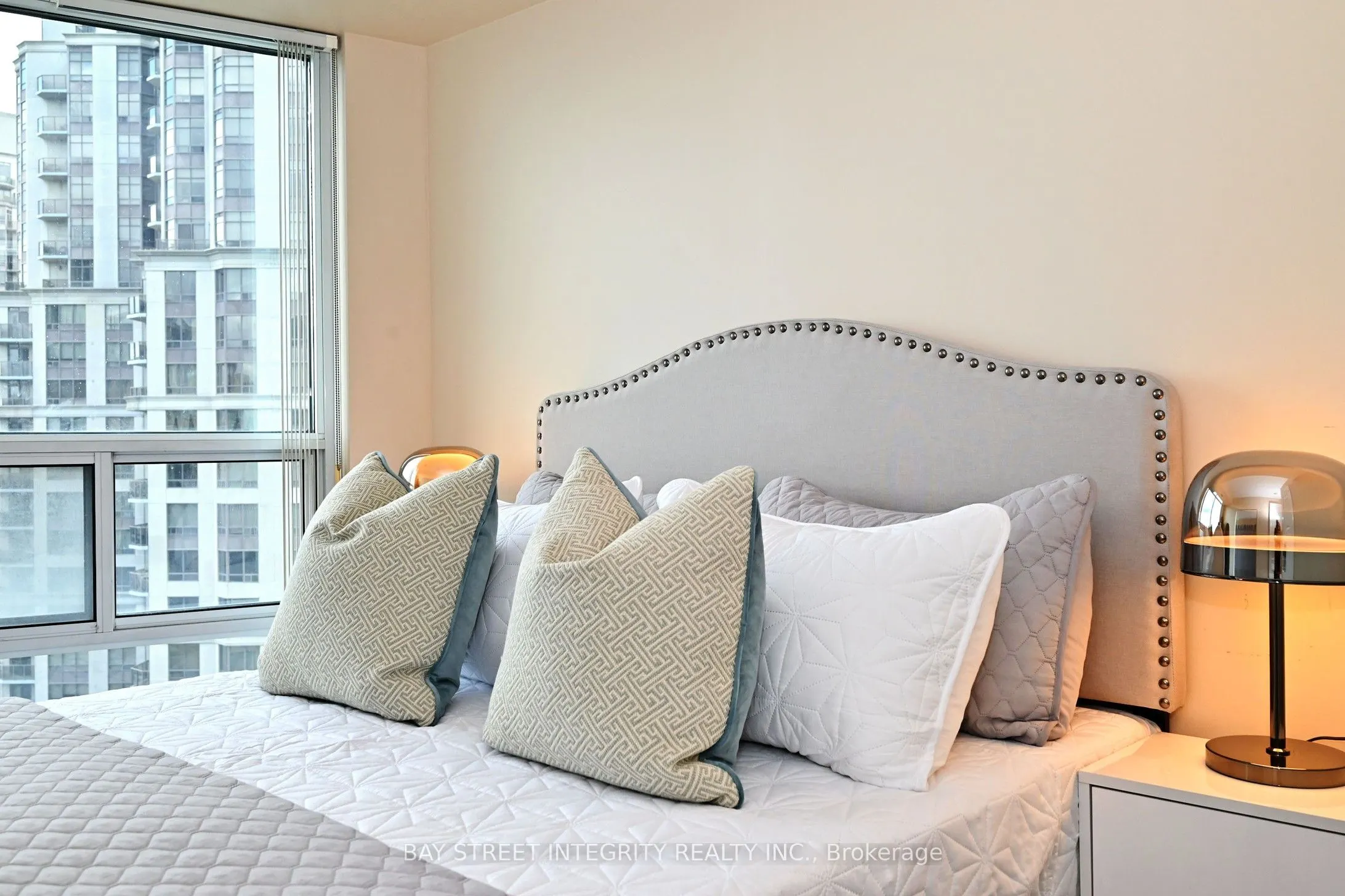 30 Harrison Garden Boulevard, #2101