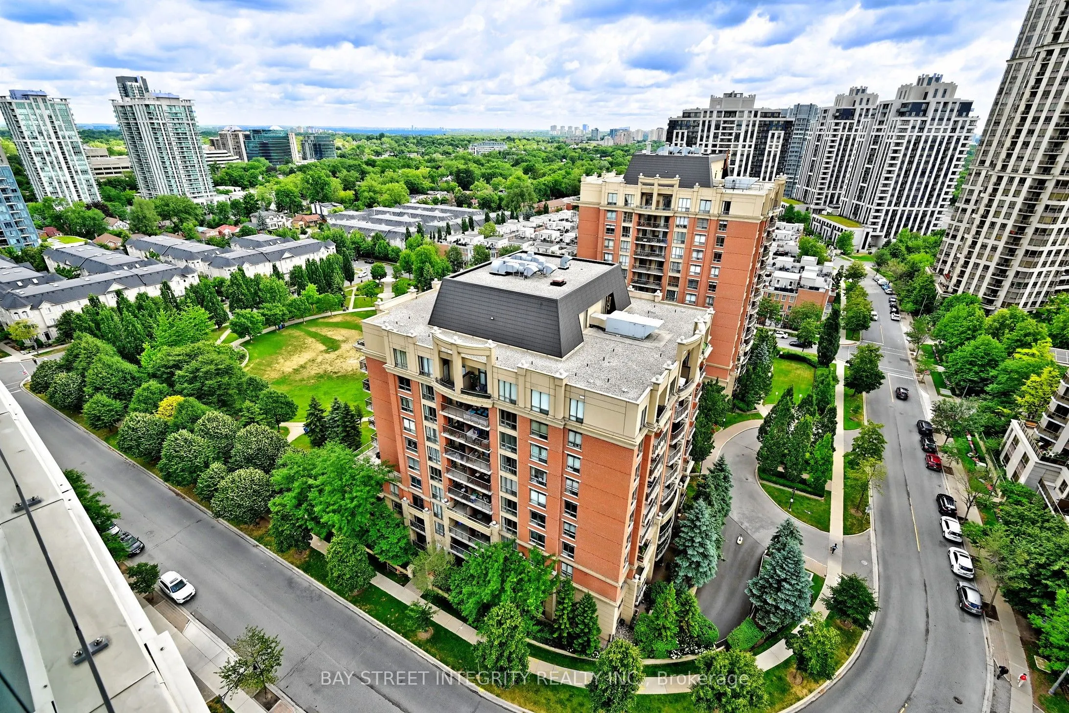 30 Harrison Garden Boulevard, #2101