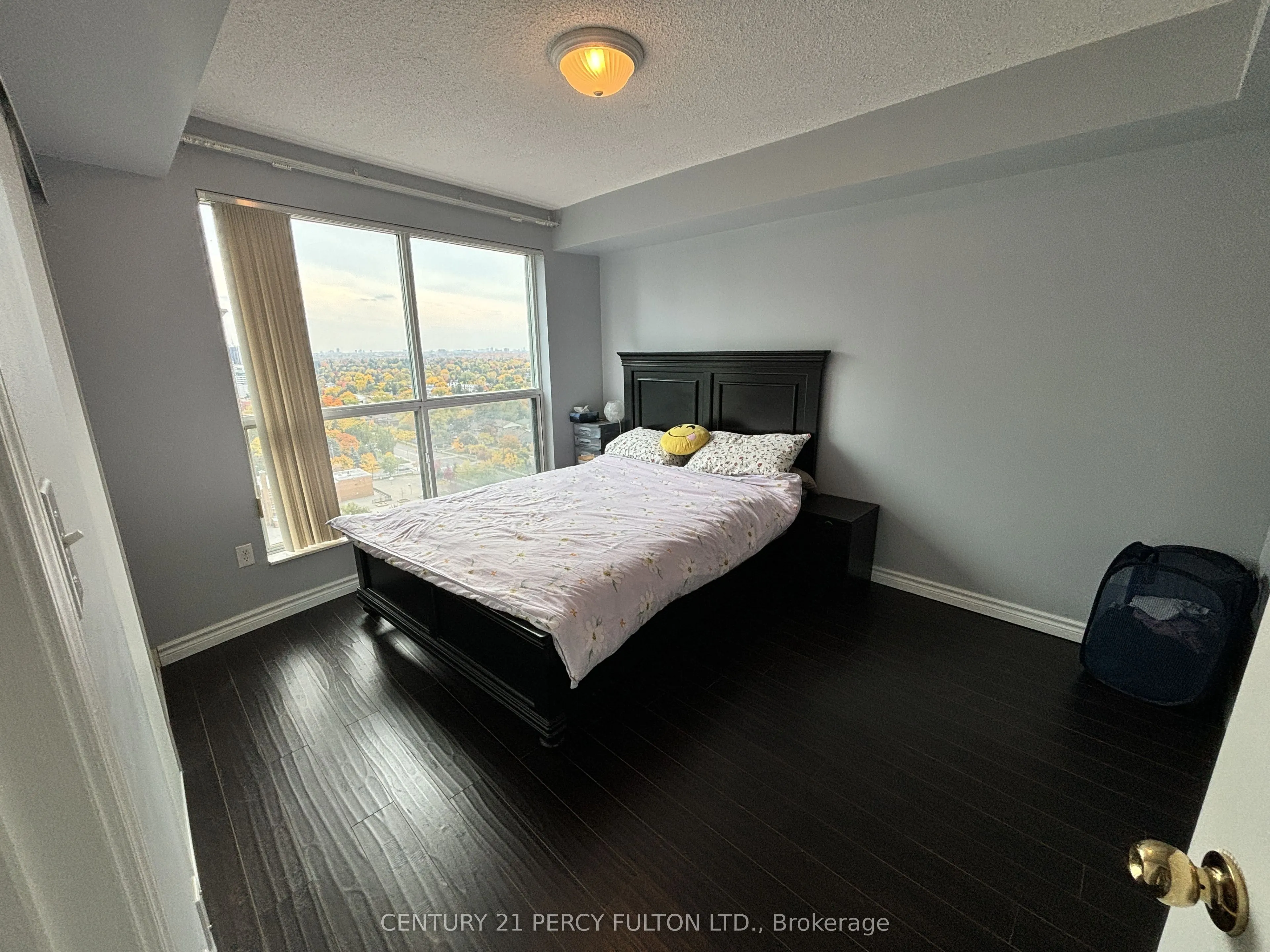 7 Lorraine Drive, #2003