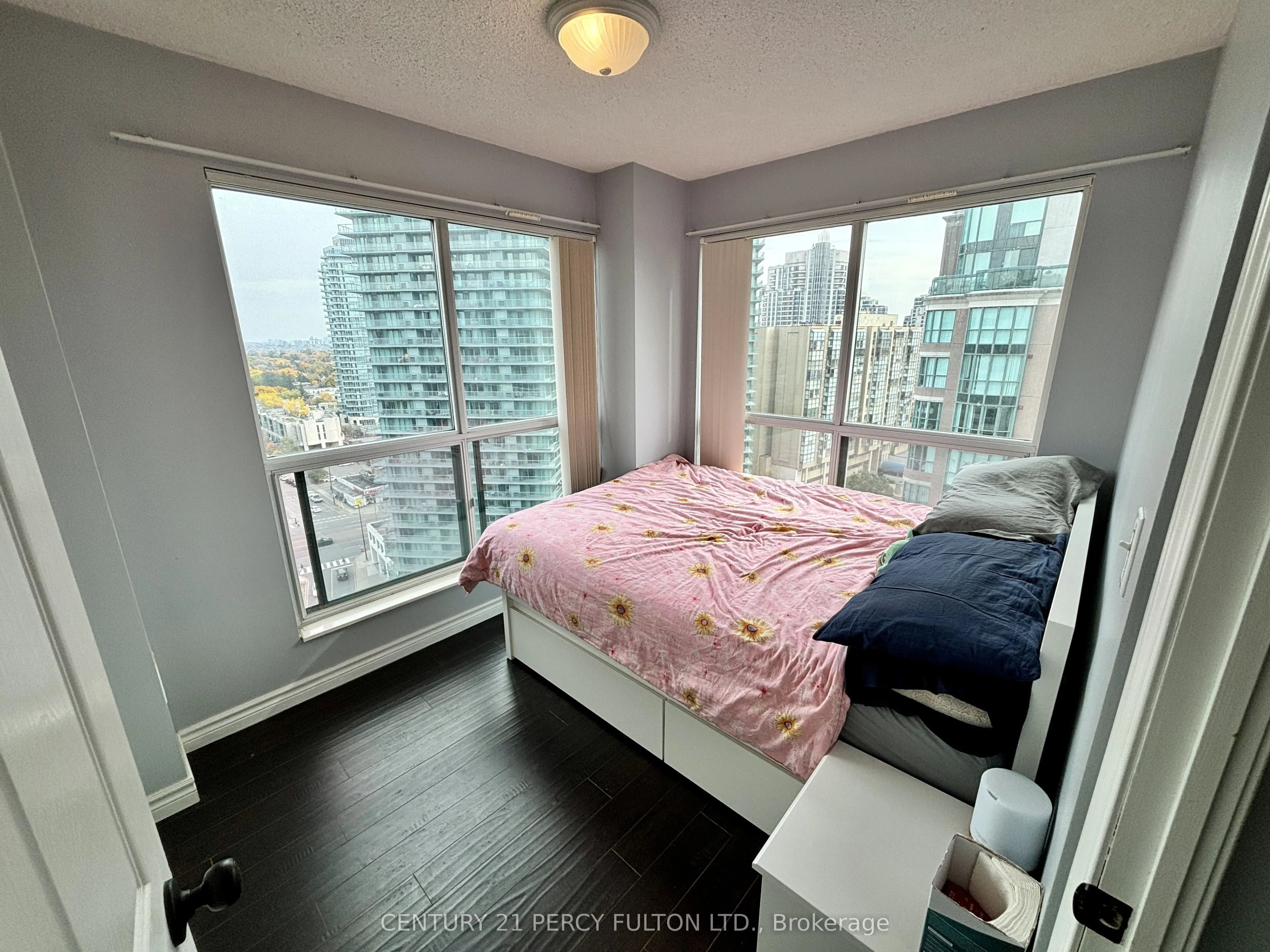 7 Lorraine Drive, #2003