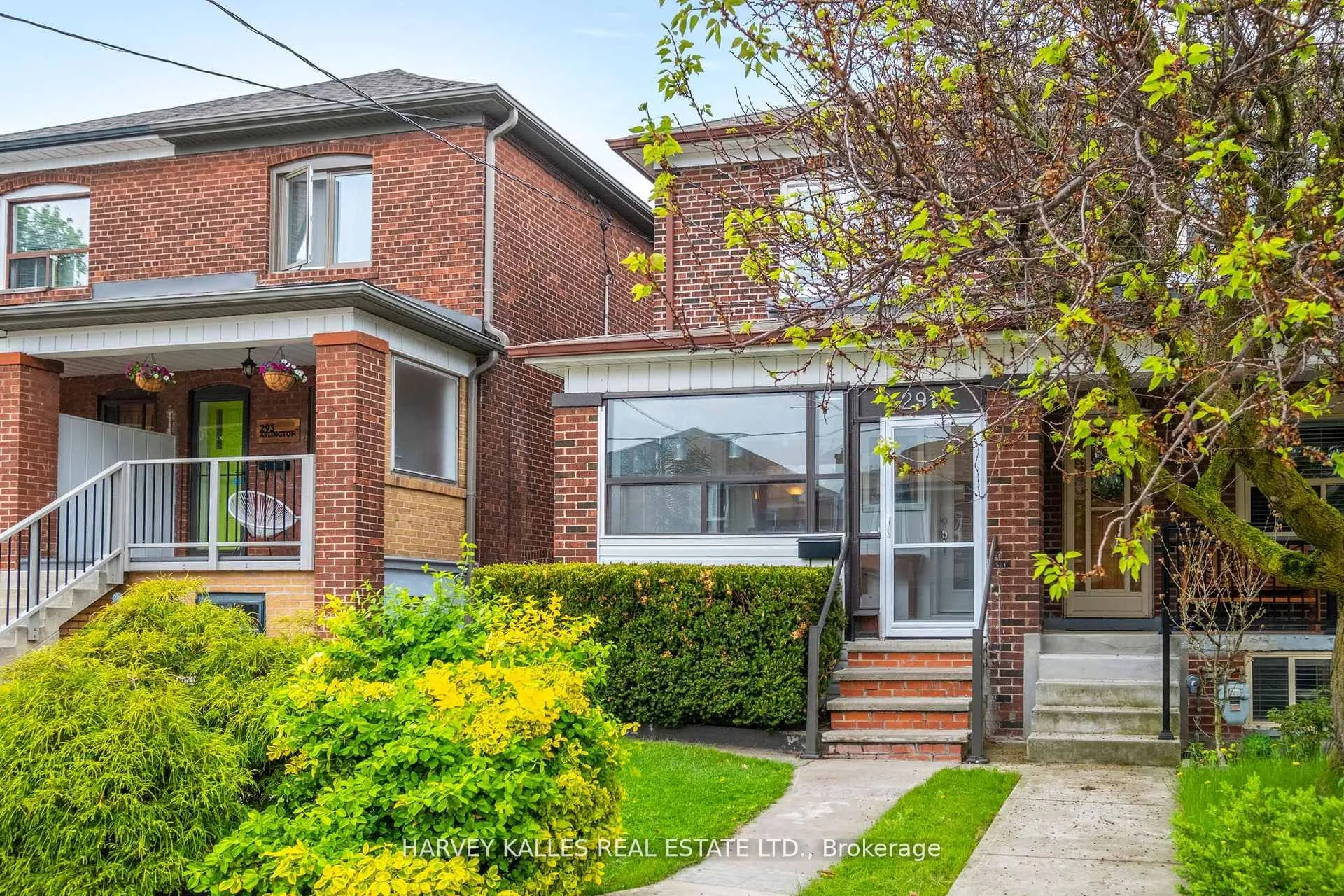 291 Arlington Avenue