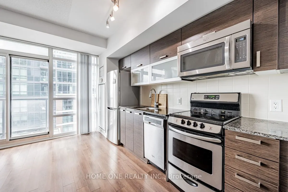 68 Abell Street, #822