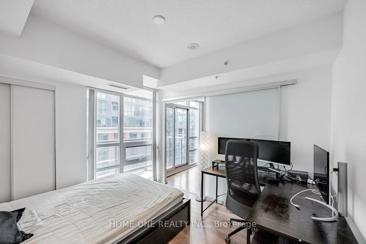 68 Abell Street, #822