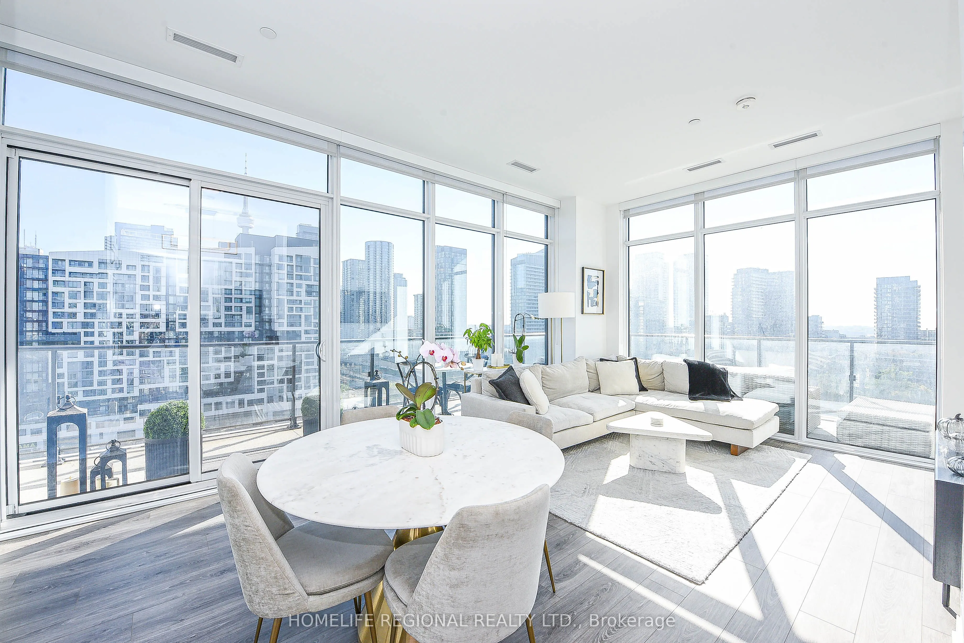 9 Tecumseth Street, #PH#19