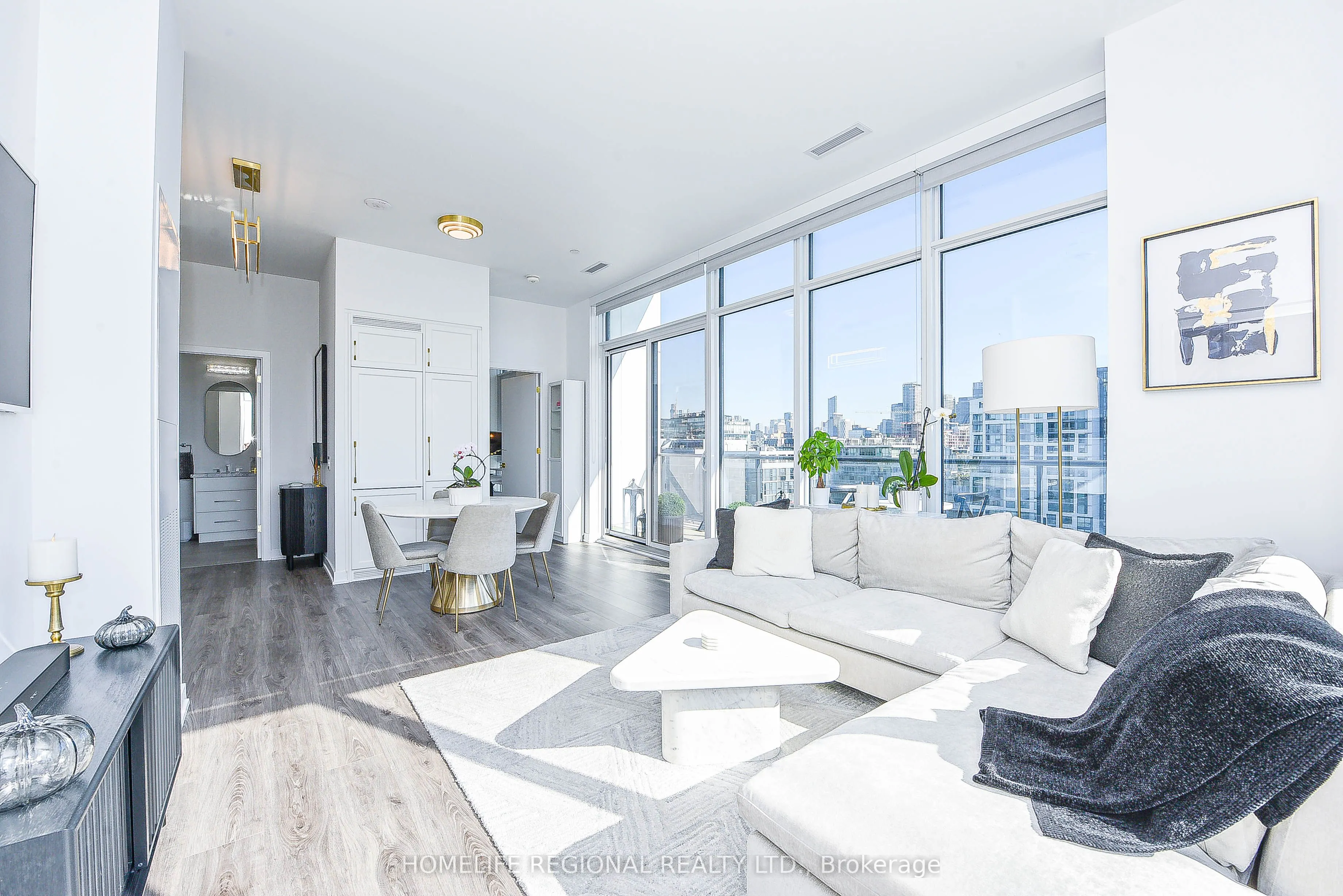 9 Tecumseth Street, #PH#19