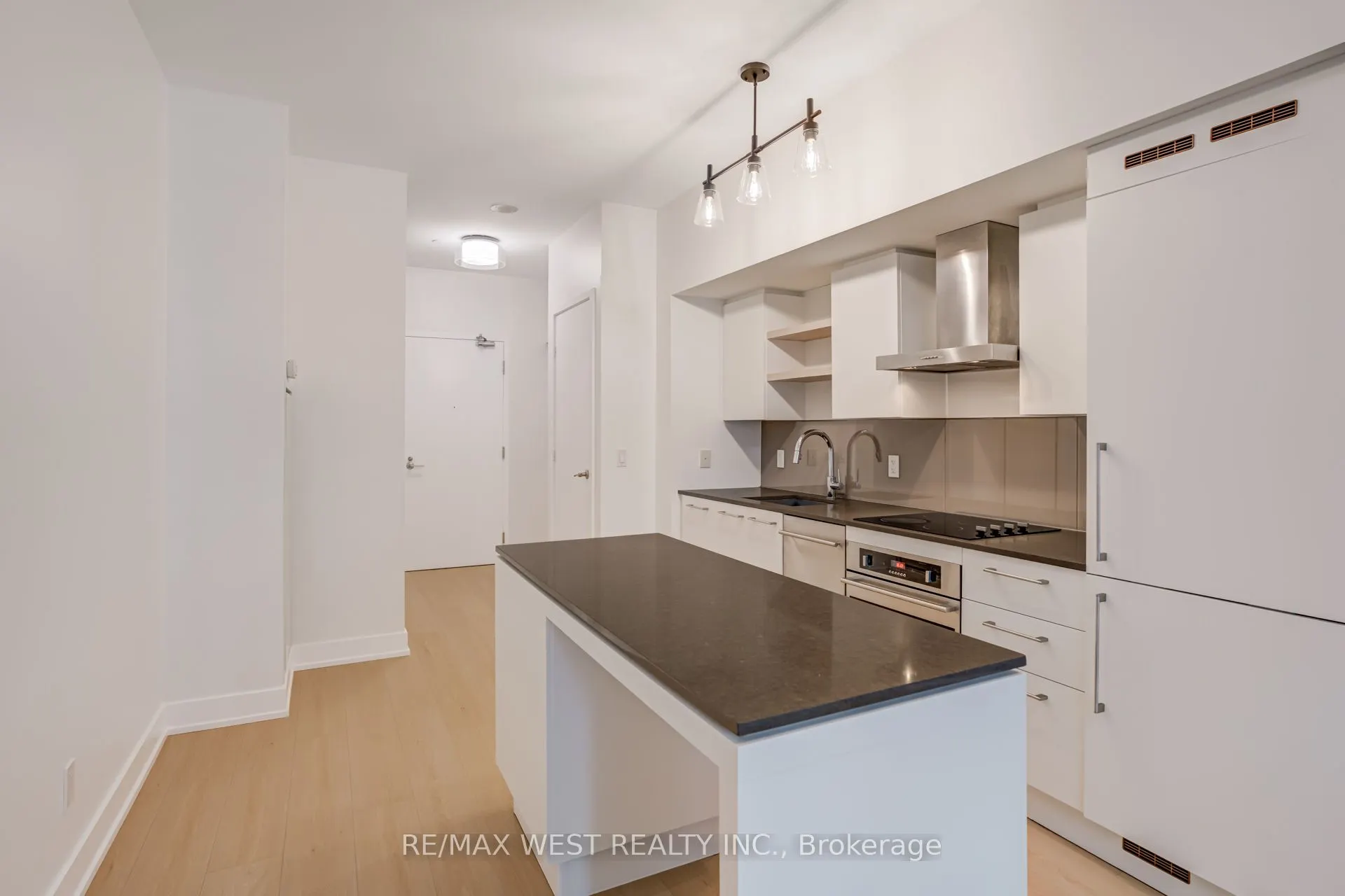 1030 King Street W, #431