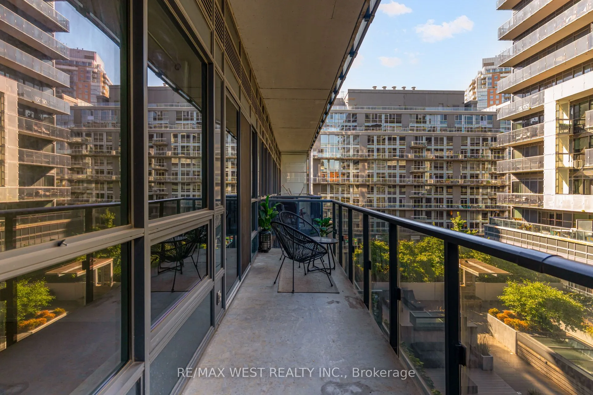 1030 King Street W, #431