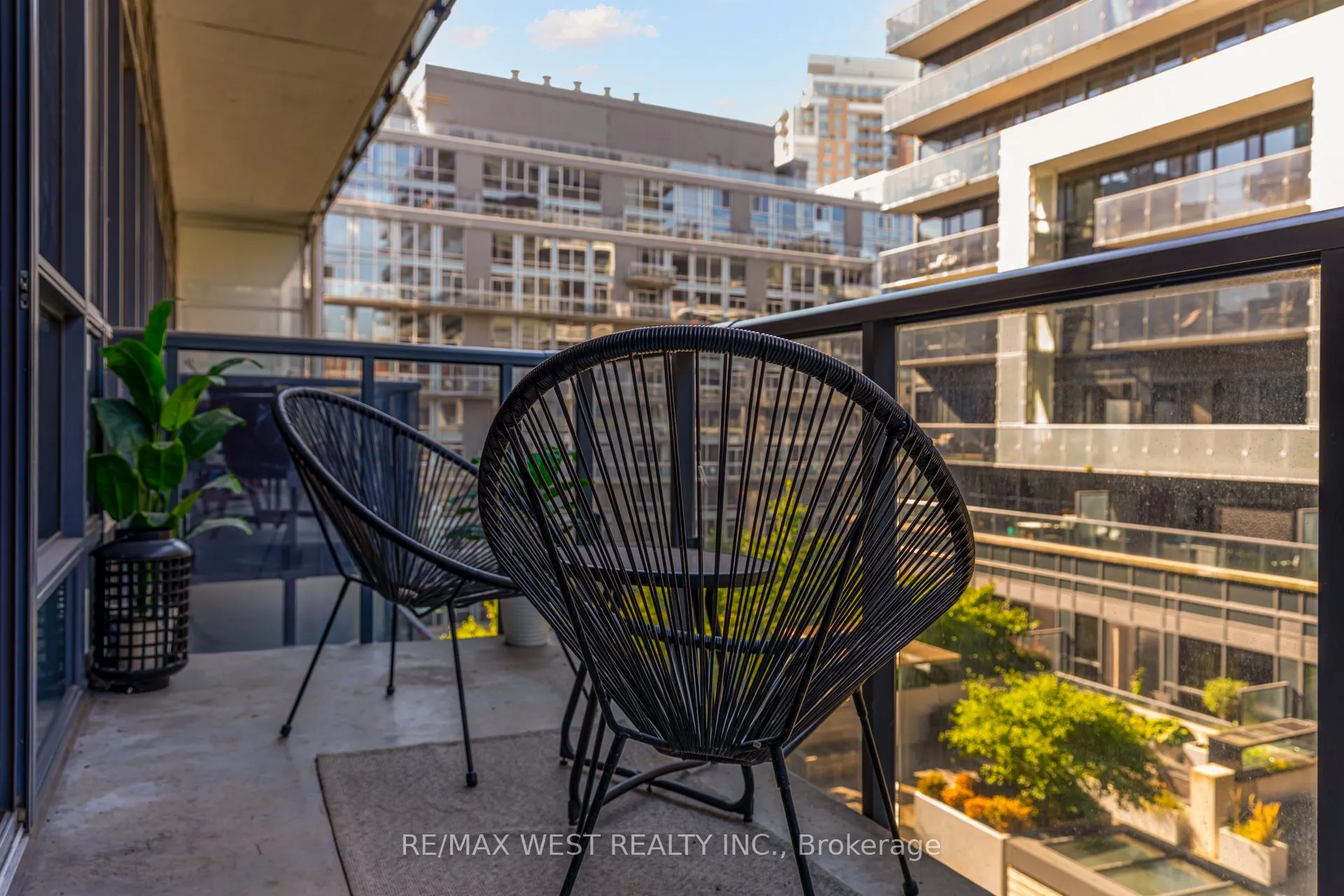 1030 King Street W, #431