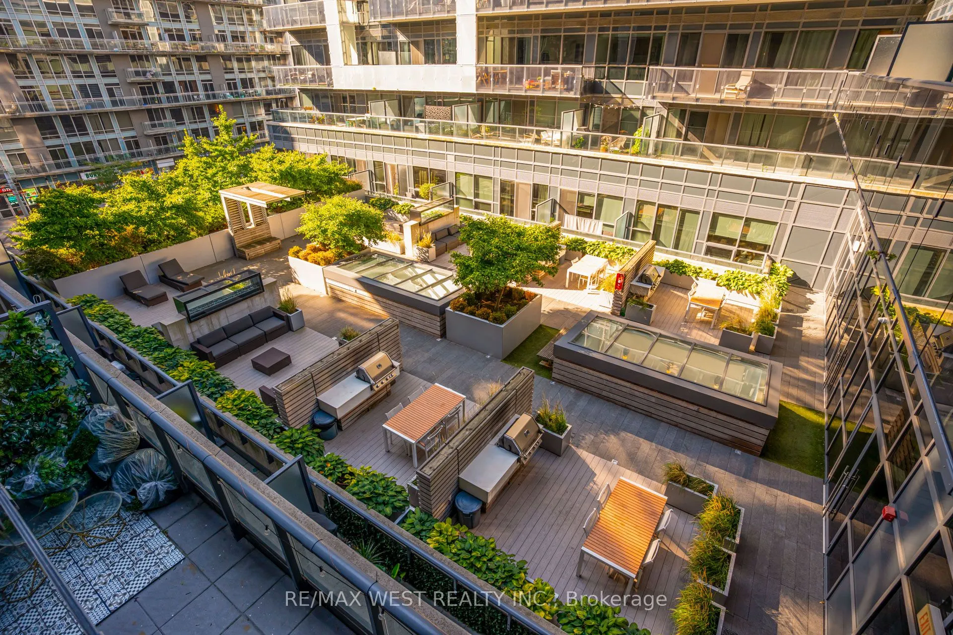 1030 King Street W, #431