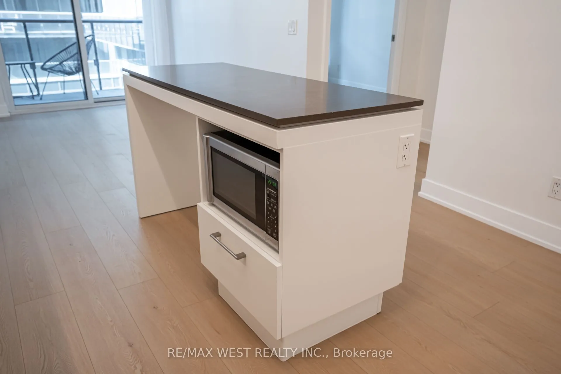 1030 King Street W, #431