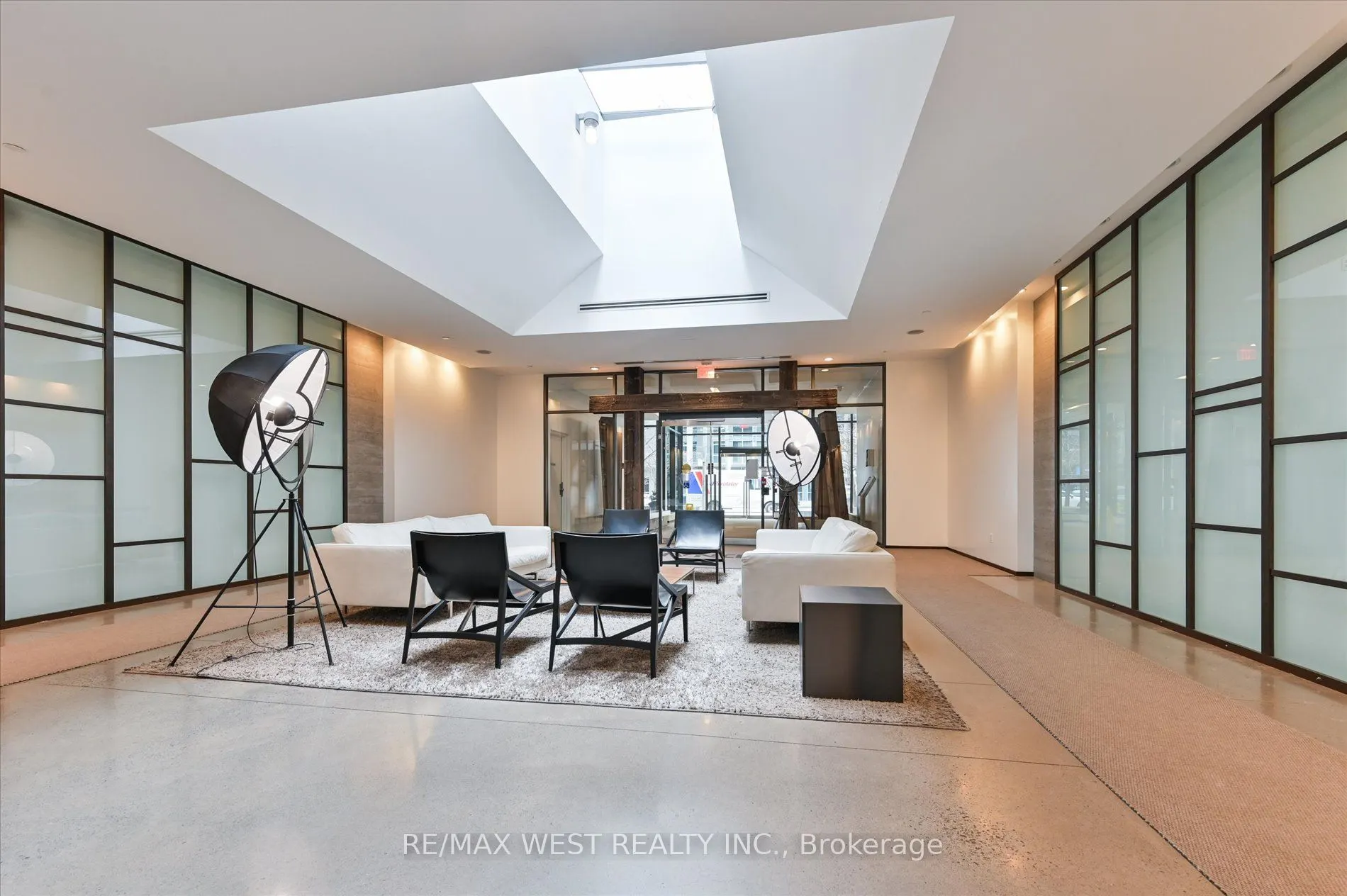 1030 King Street W, #431