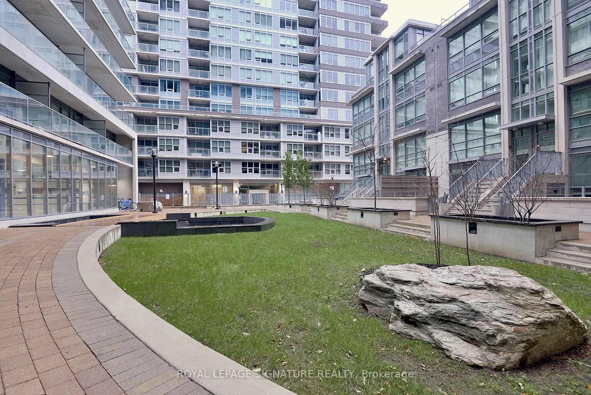 55 East Liberty Street, #815