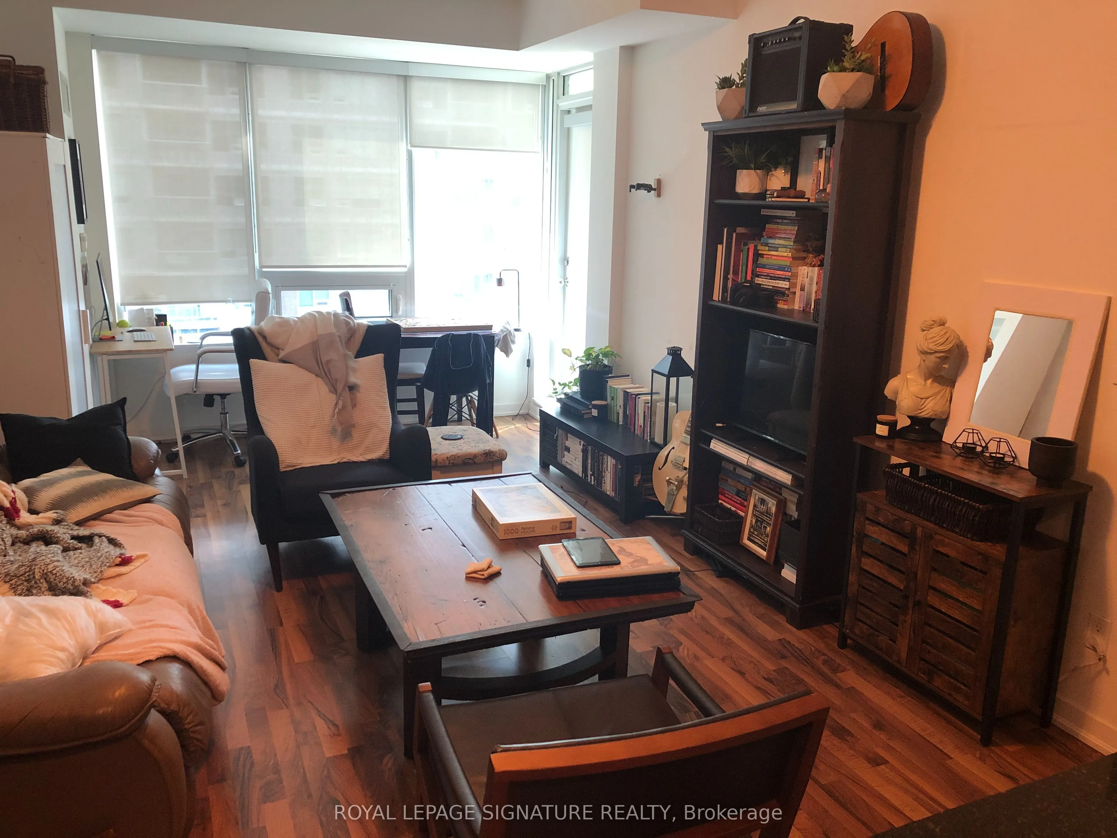 55 East Liberty Street, #815