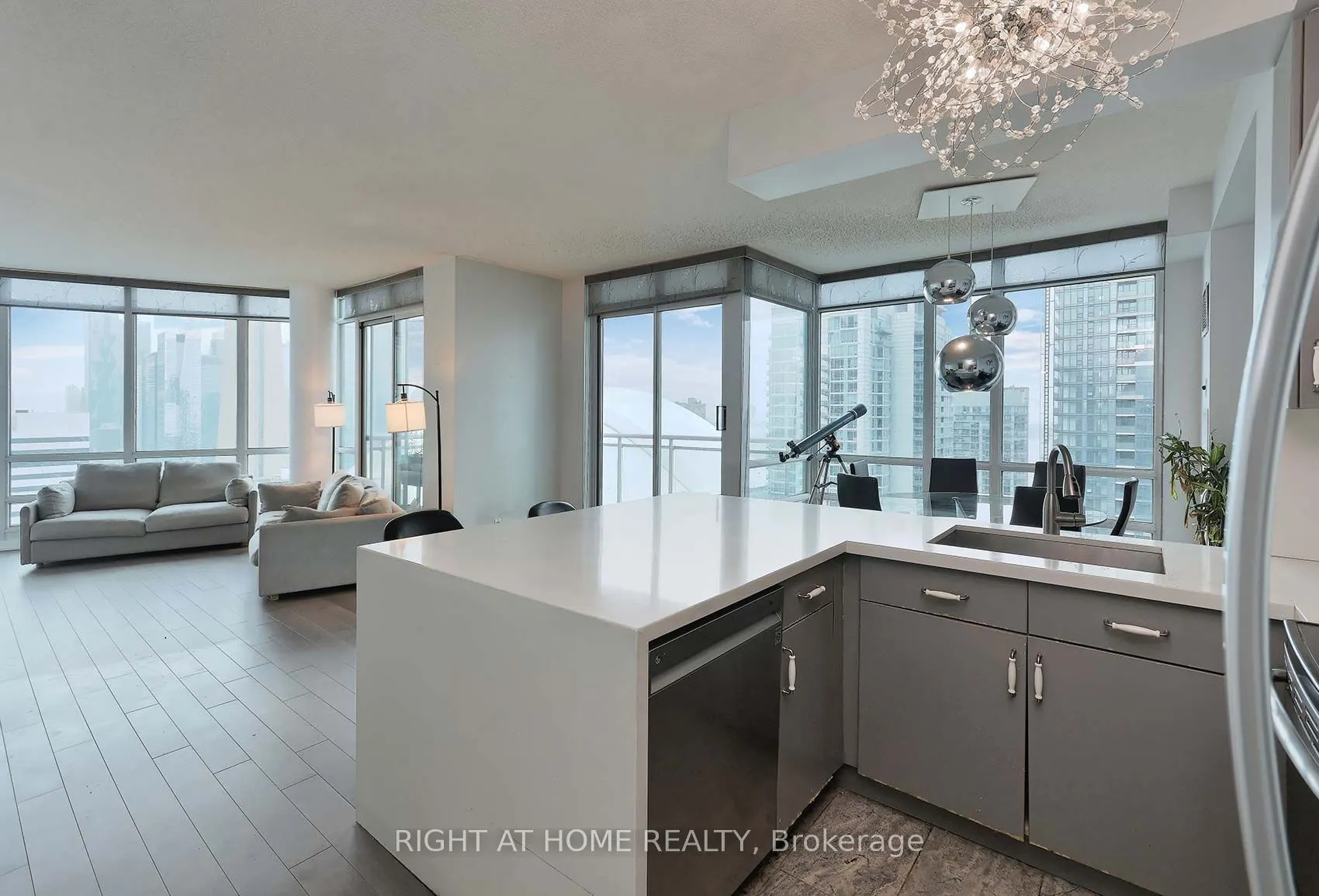 381 Front Street W, #3107