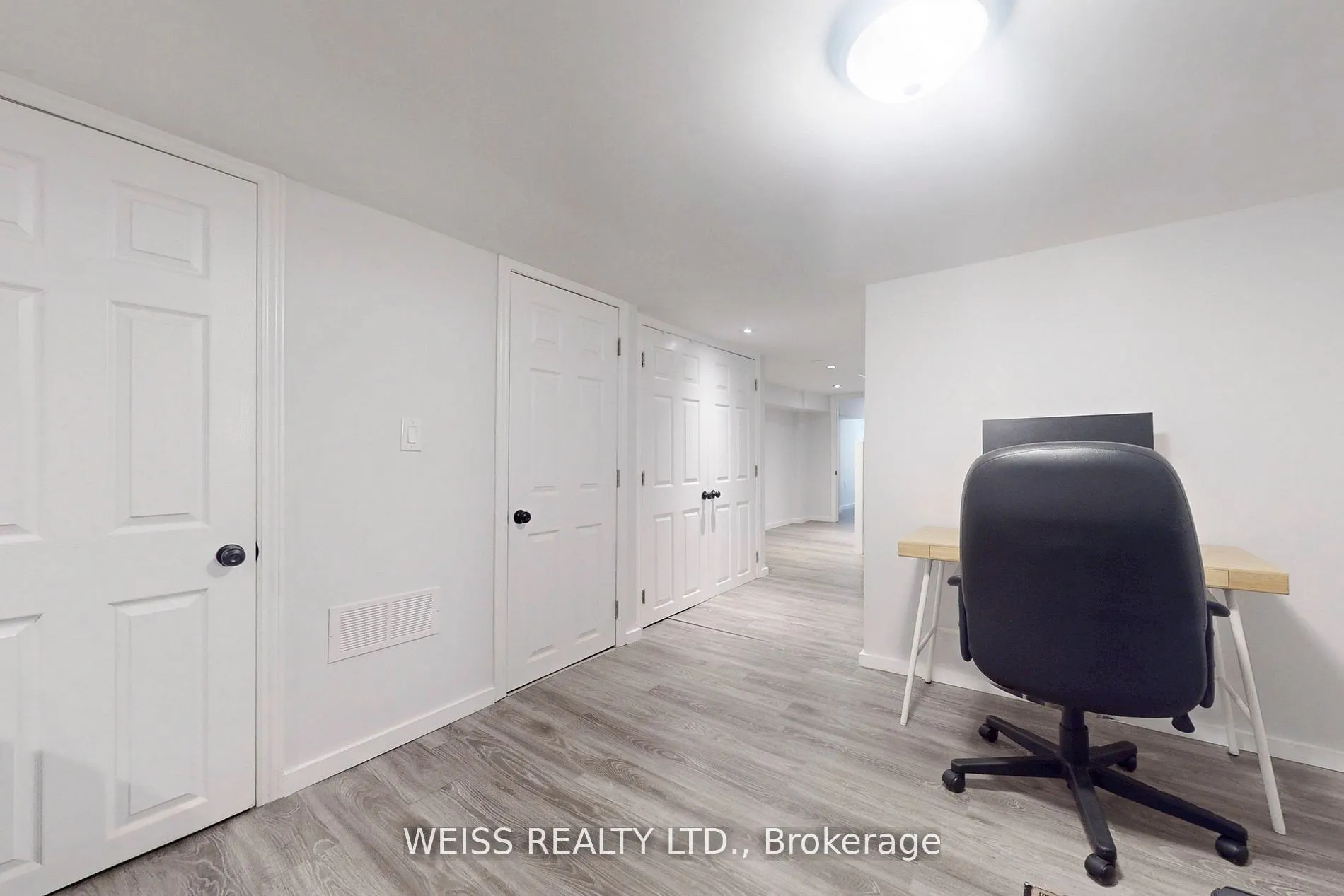 758 Richmond Street W