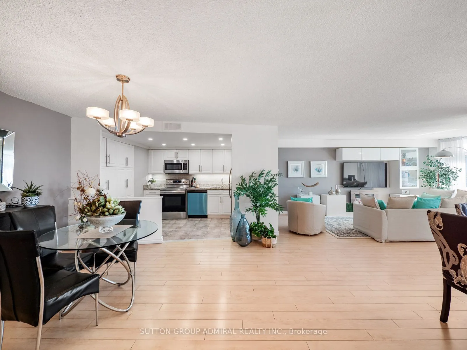 90 Fisherville Road