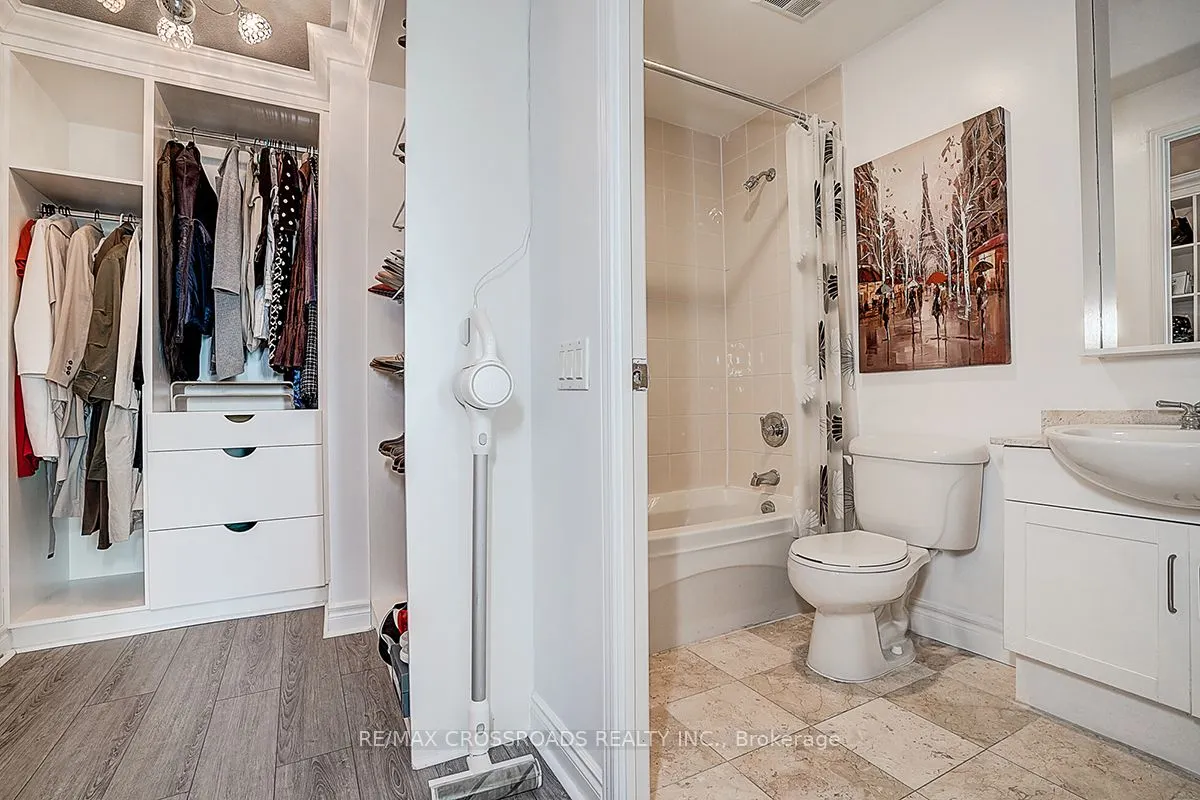 60 Byng Avenue, #510