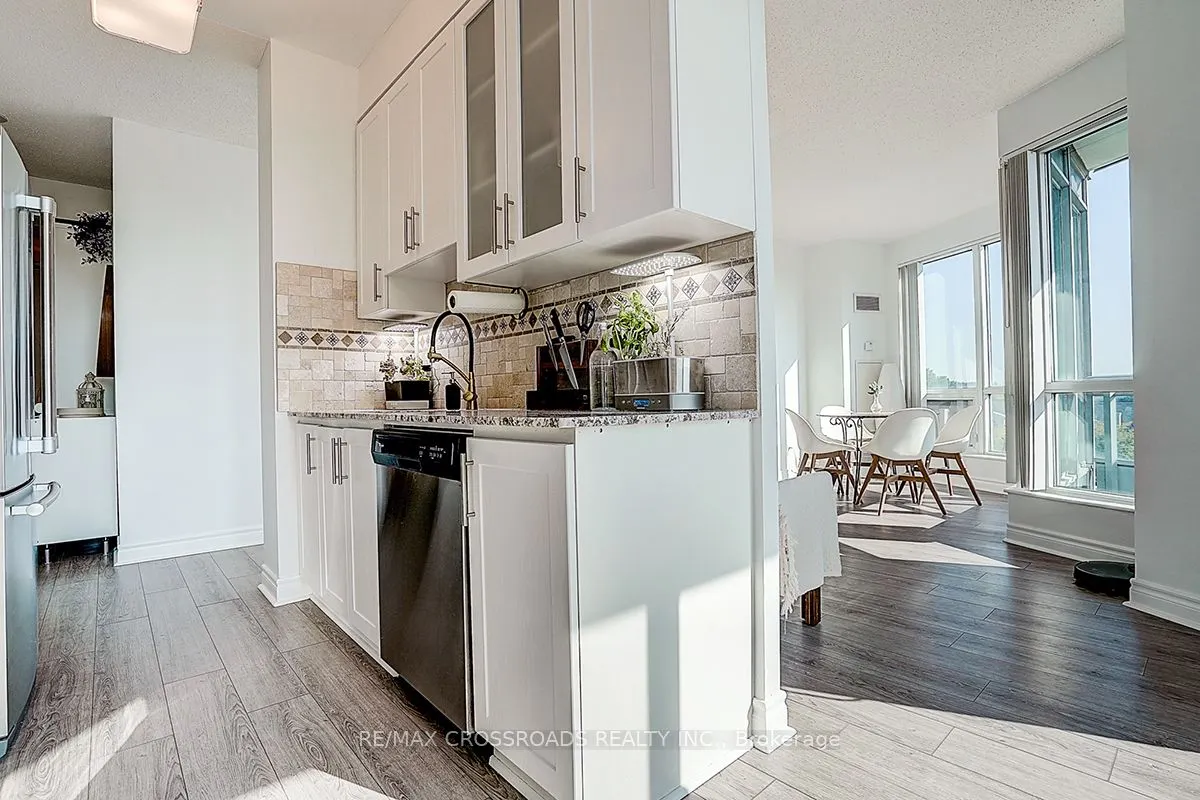 60 Byng Avenue, #510