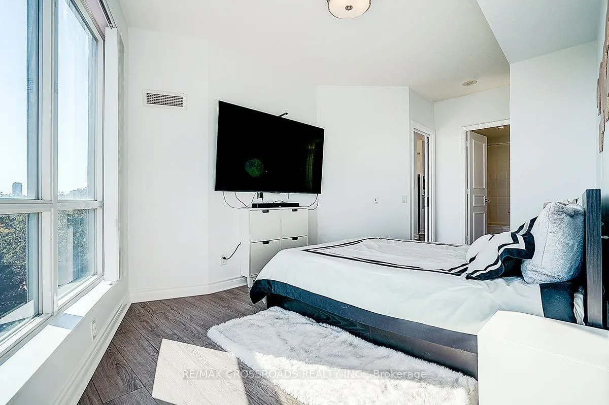 60 Byng Avenue, #510