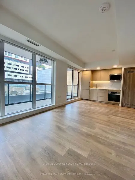 38 Widmer Street, #612