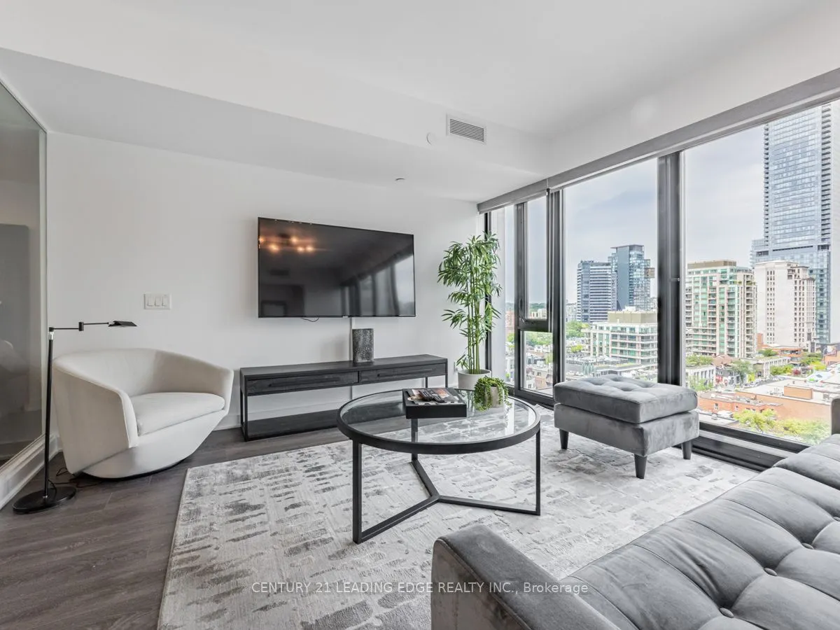 188 Cumberland Street, #1404