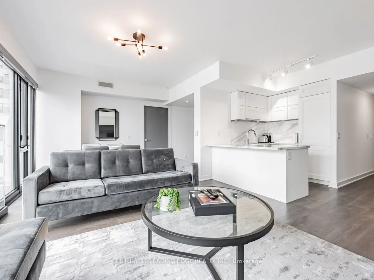 188 Cumberland Street, #1404