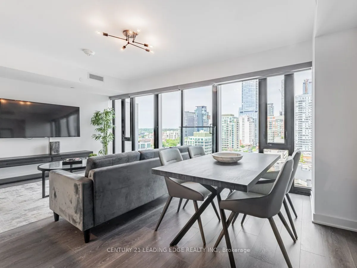 188 Cumberland Street, #1404
