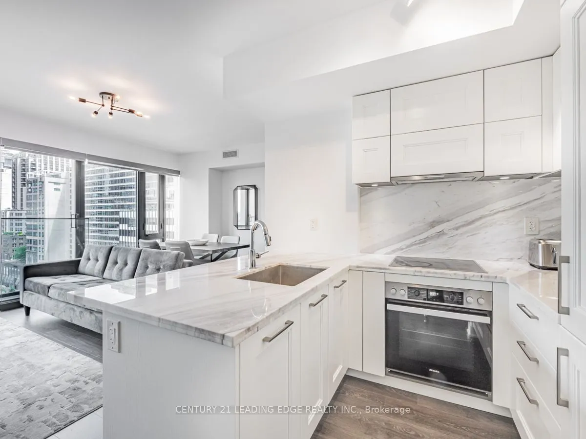 188 Cumberland Street, #1404