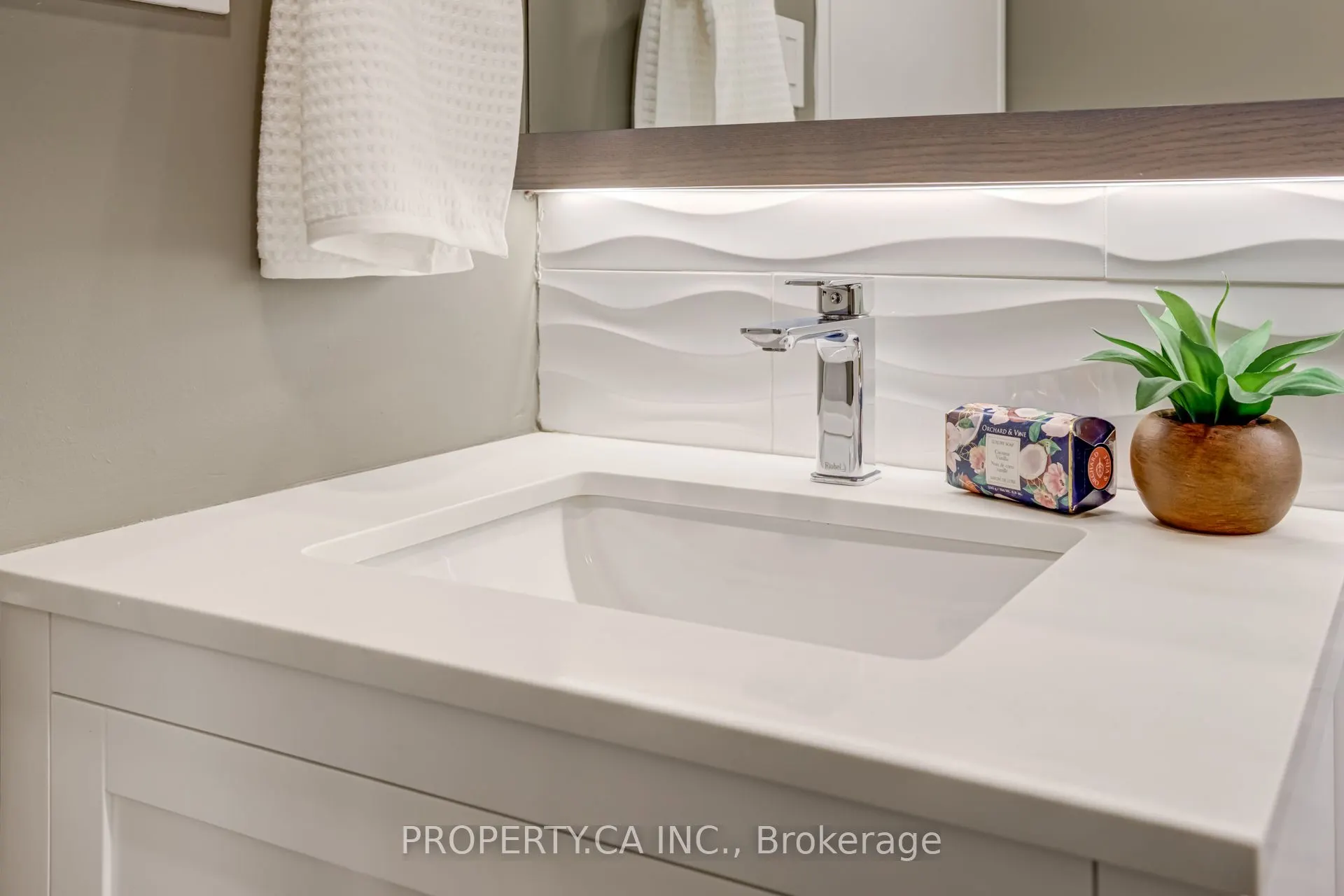 801 King Street W, #1204