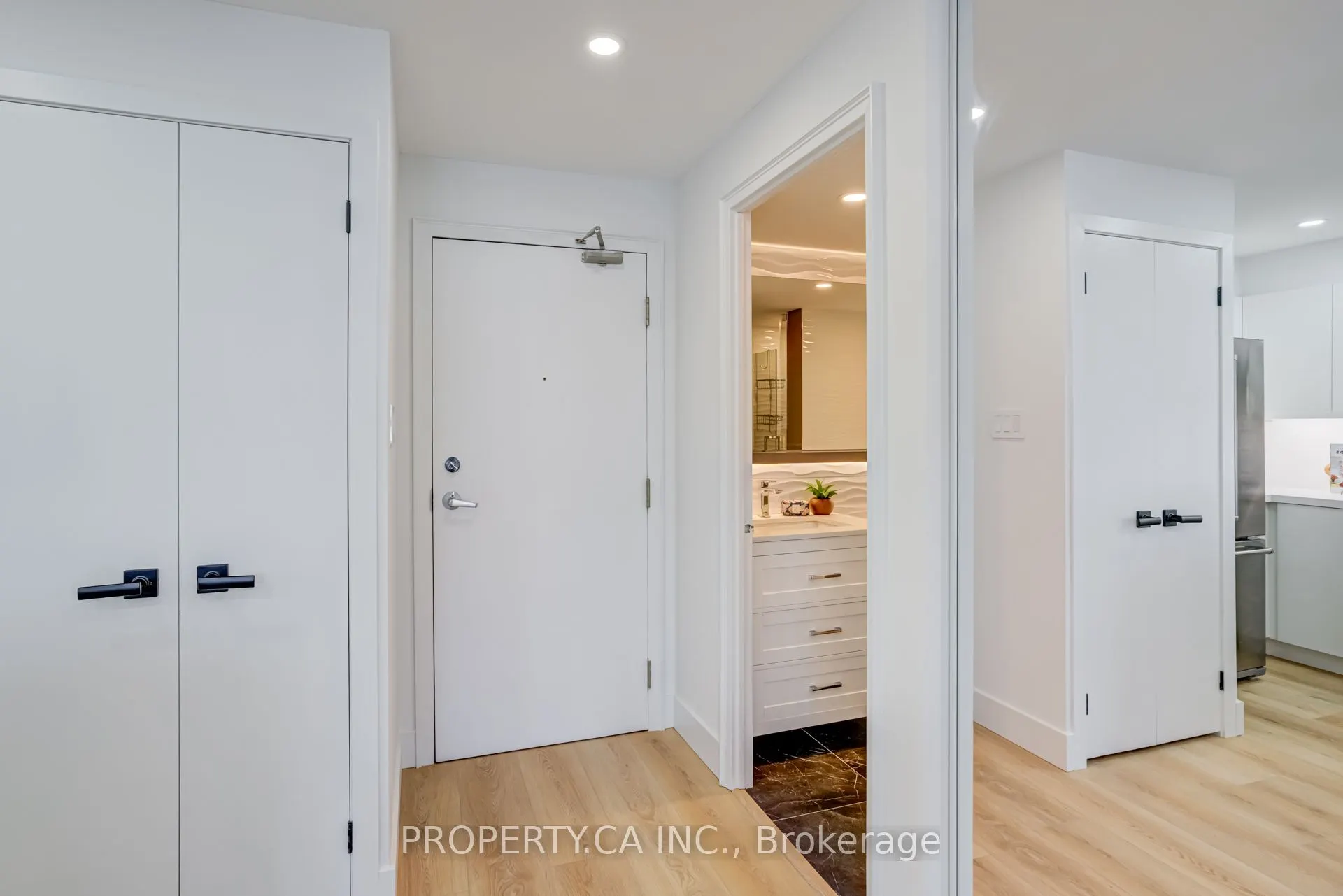 801 King Street W, #1204
