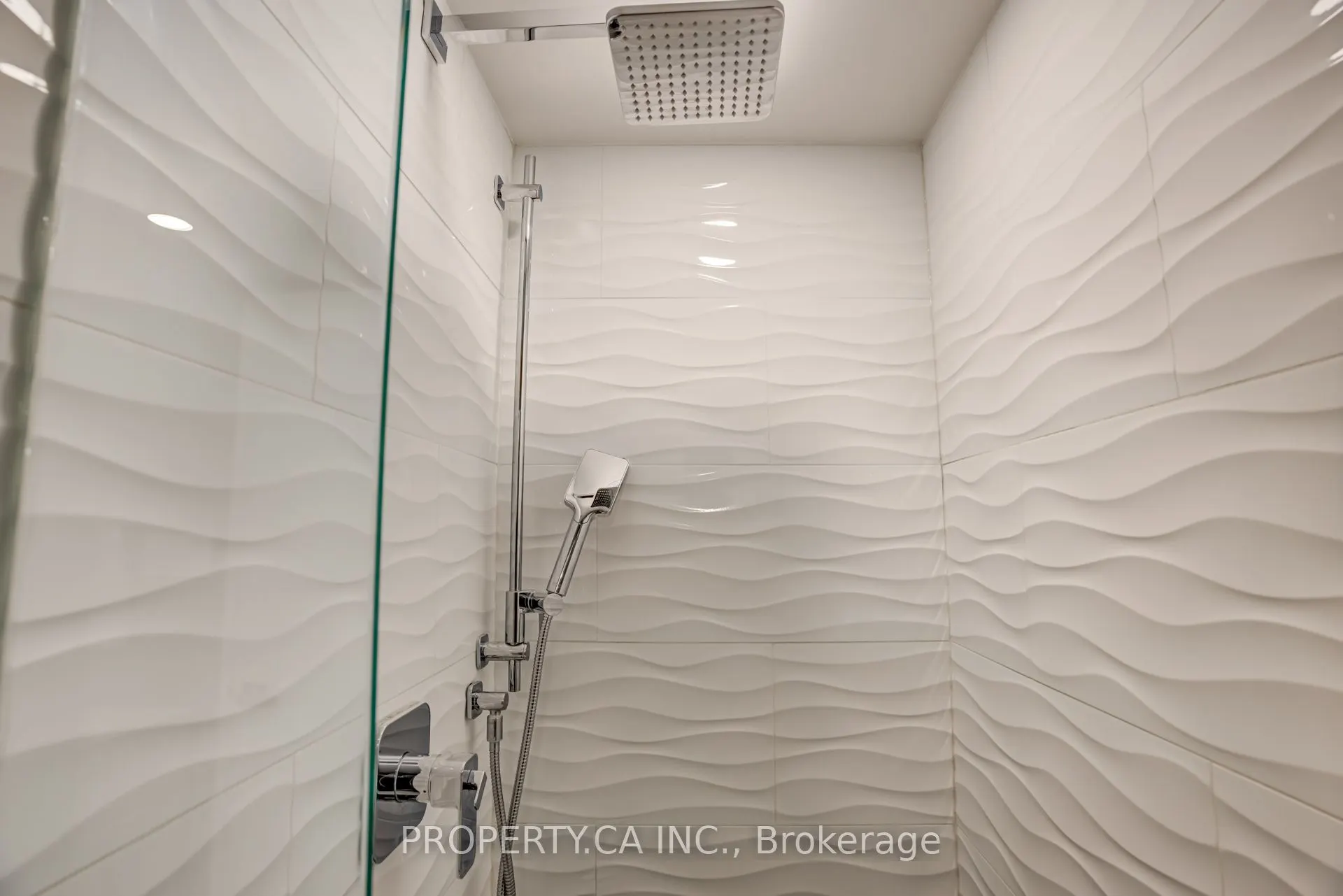 801 King Street W, #1204