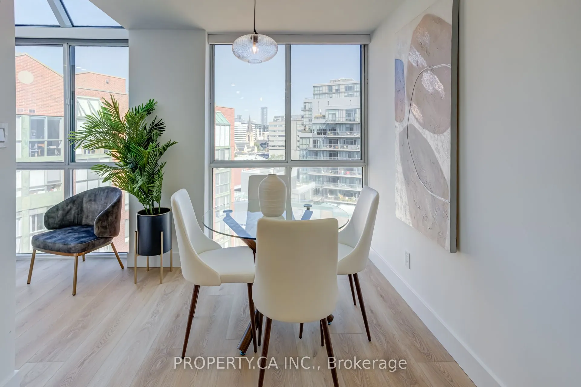 801 King Street W, #1204