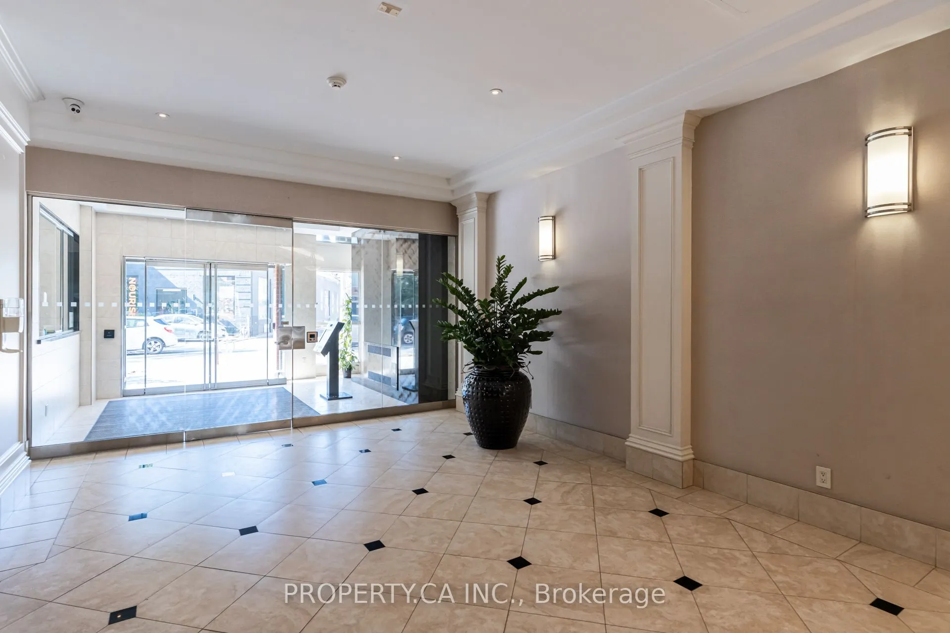 801 King Street W, #1204