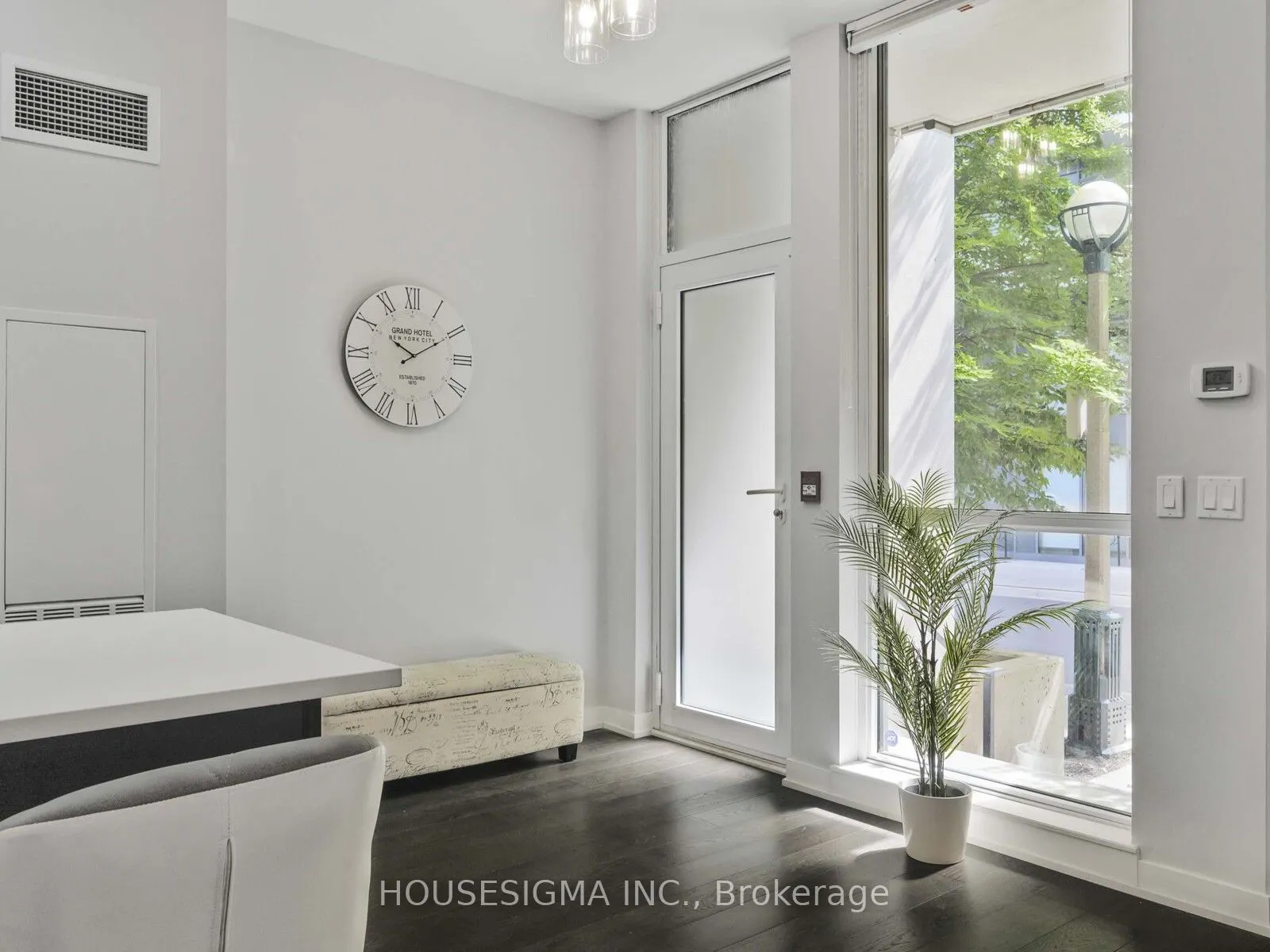 32 Bruyers Mews, #TH03