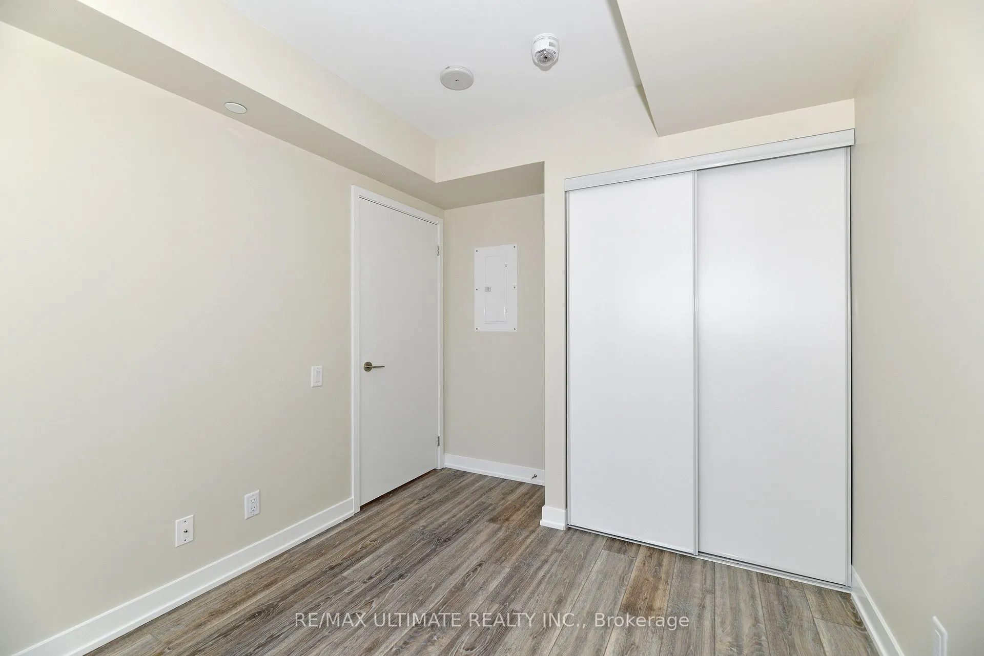 38 Monte Kwinter Court, #1303