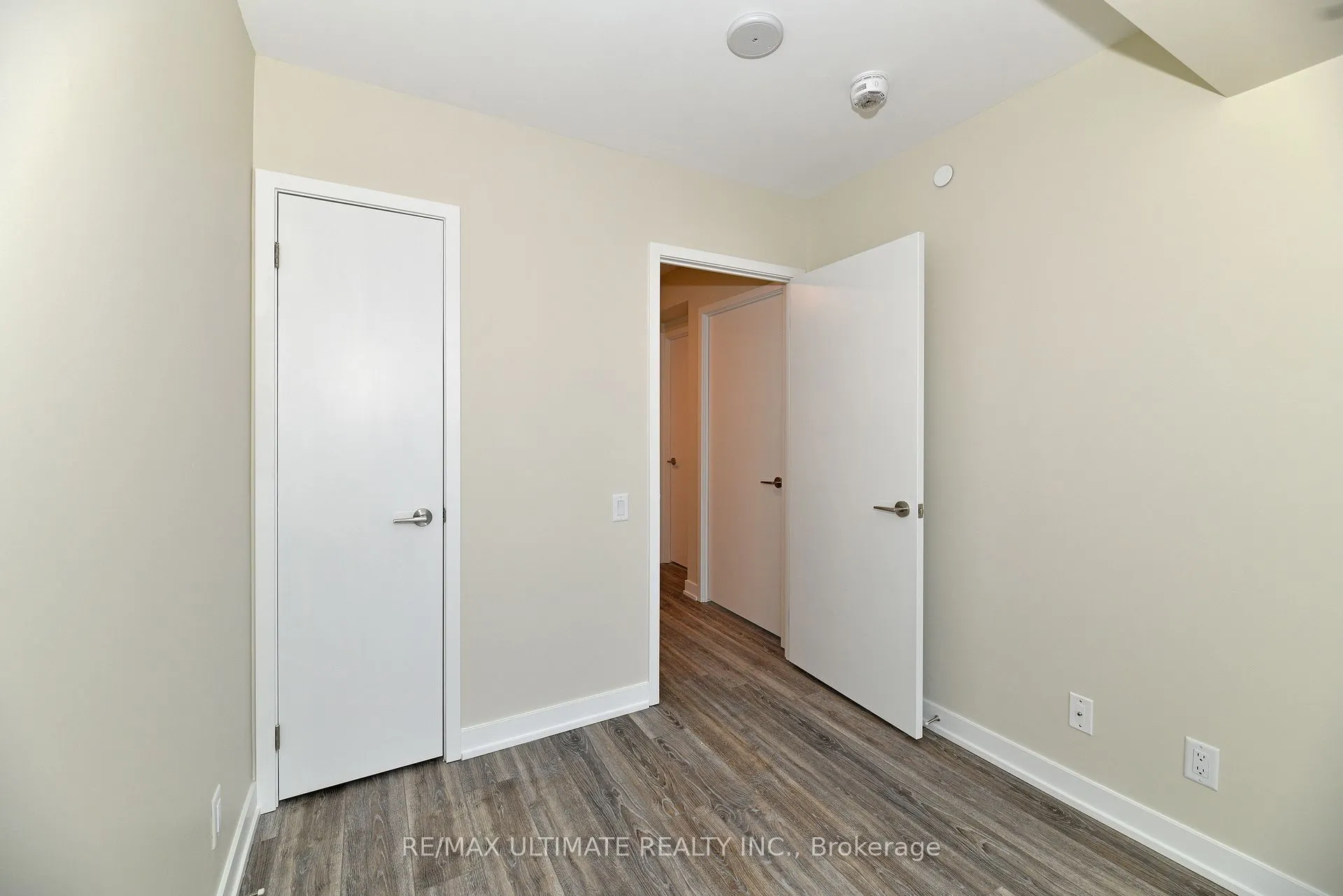 38 Monte Kwinter Court, #1303