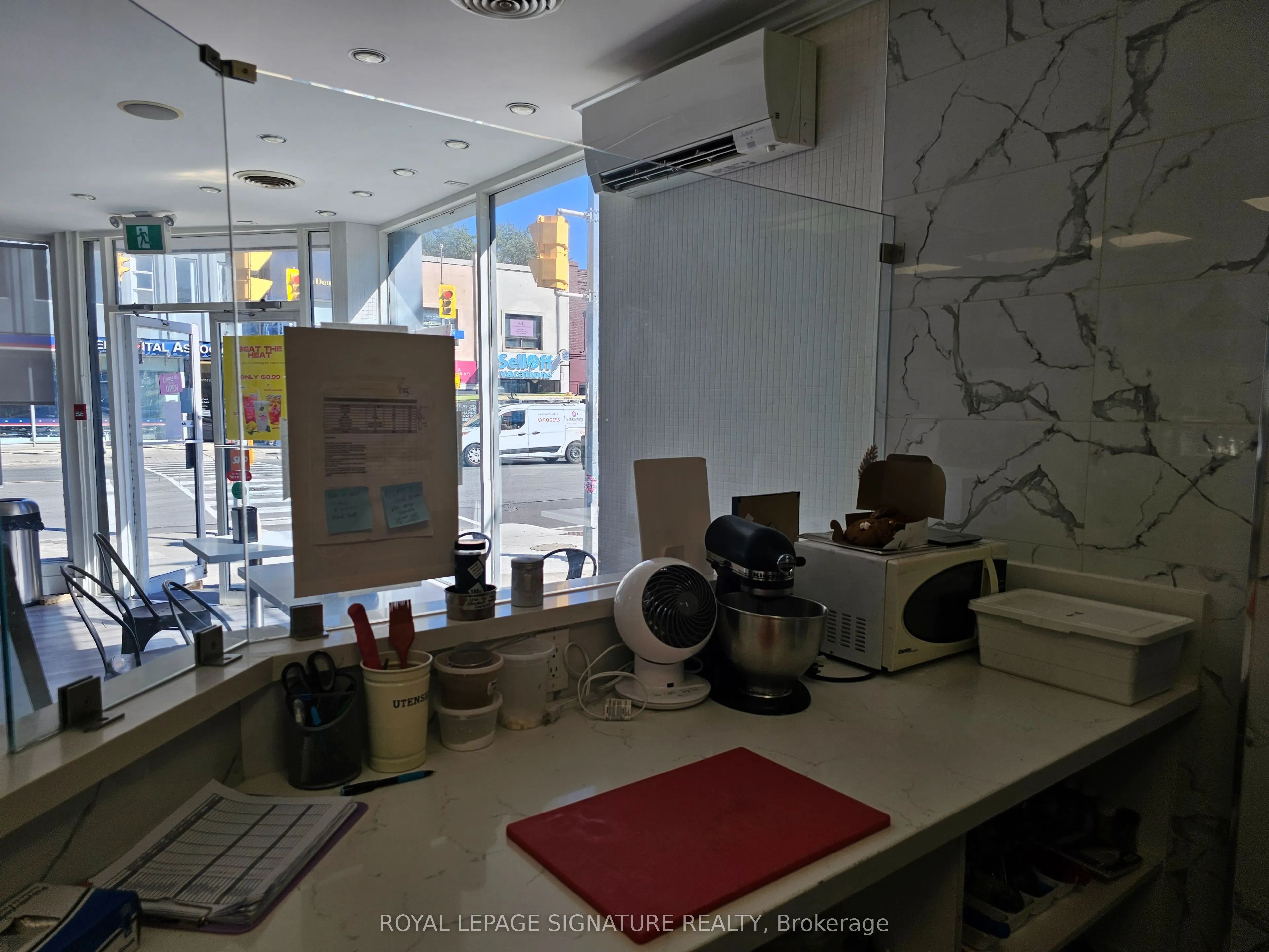 3308 Yonge Street