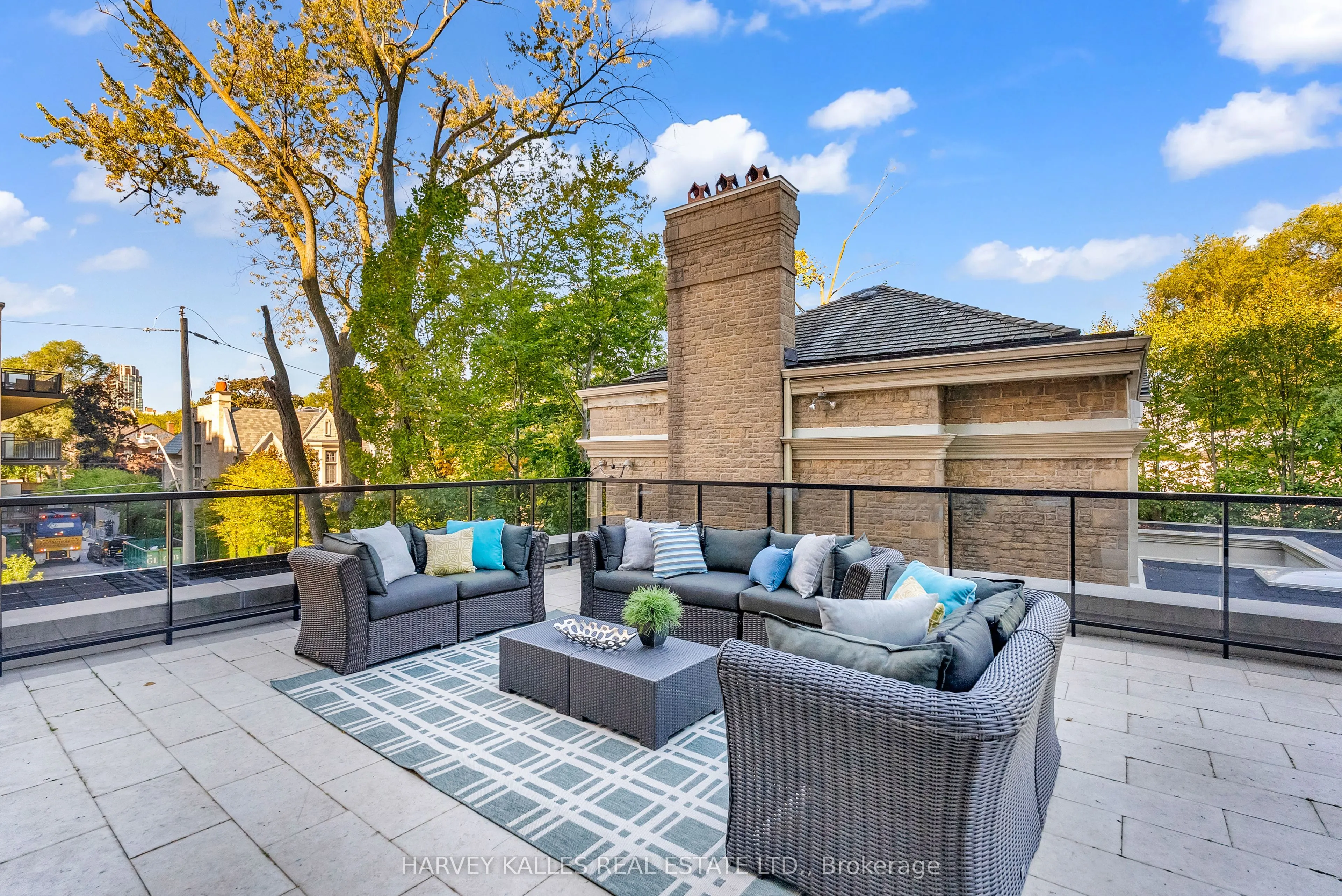 1 Forest Hill Road, #305