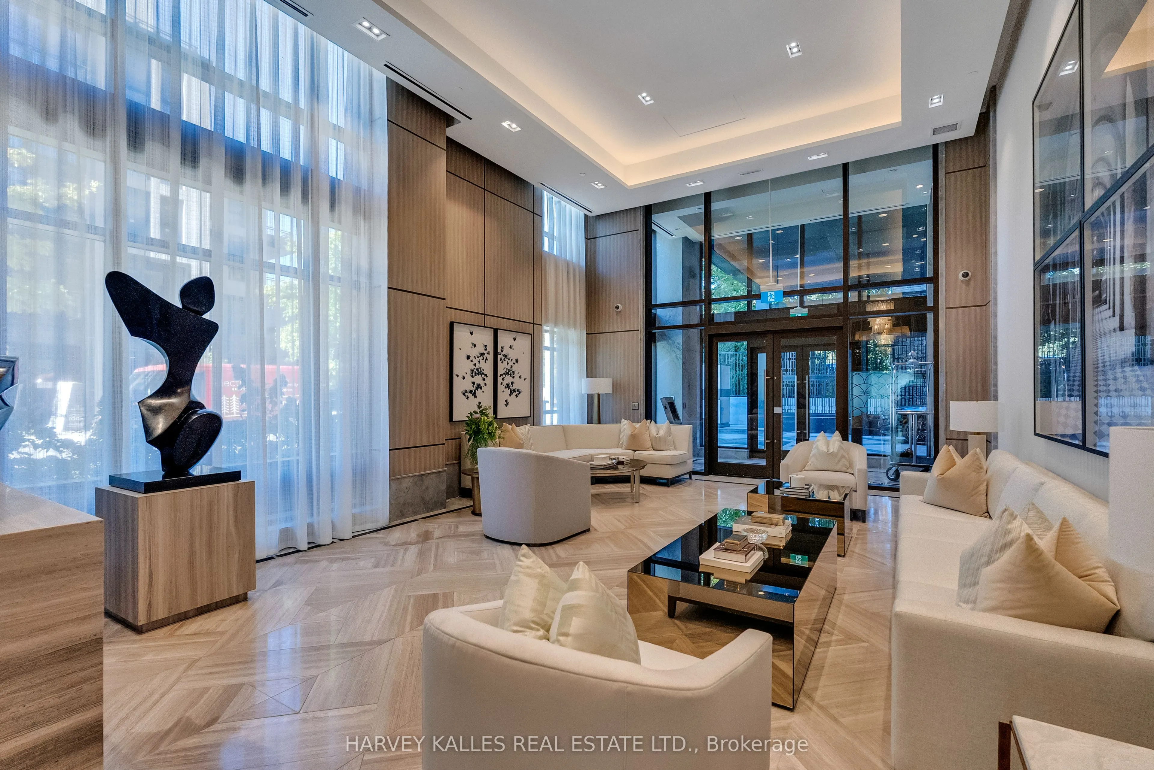 1 Forest Hill Road, #305